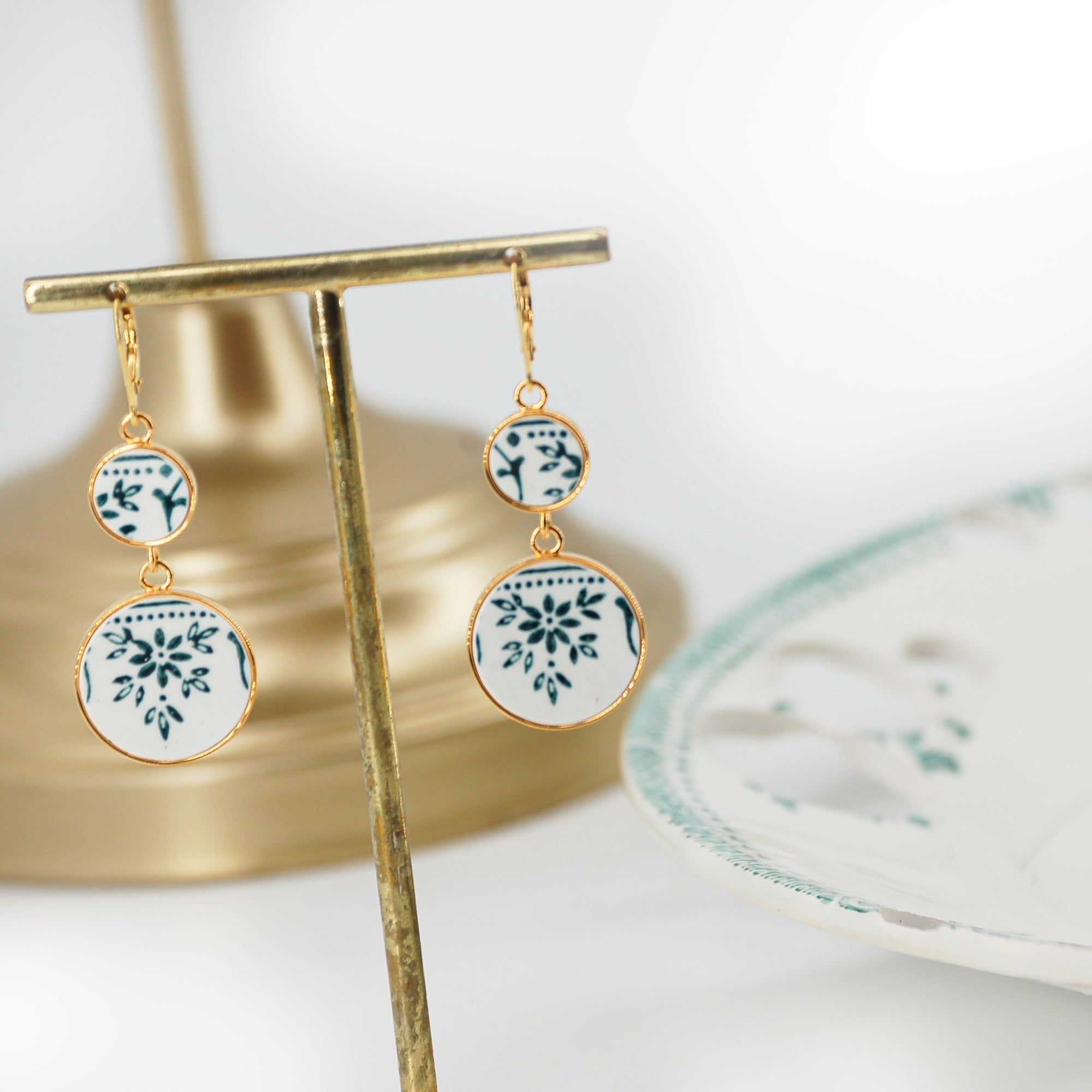 Boucles d'oreilles "Petites fleurs vertes", finition or