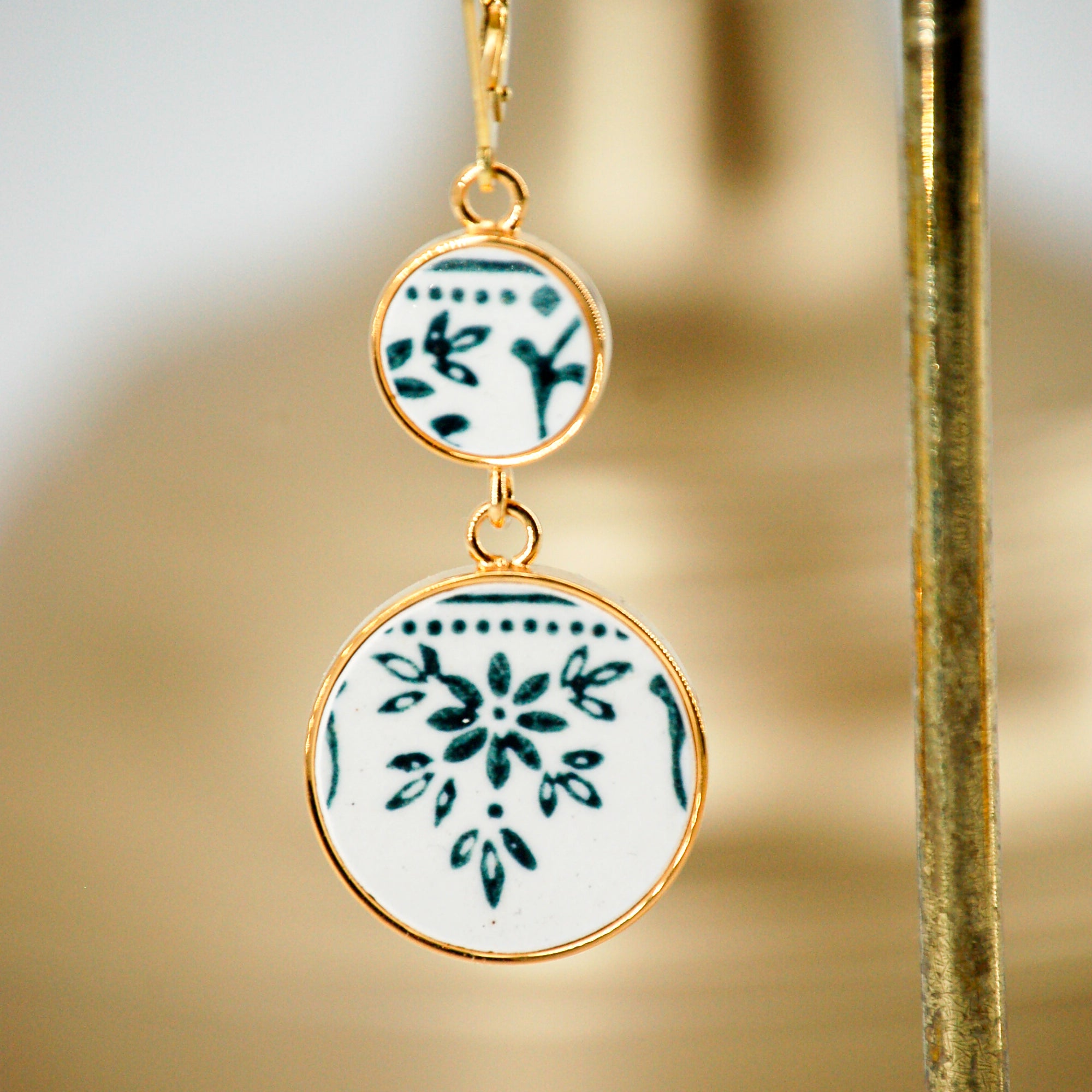 Boucles d'oreilles "Petites fleurs vertes", finition or