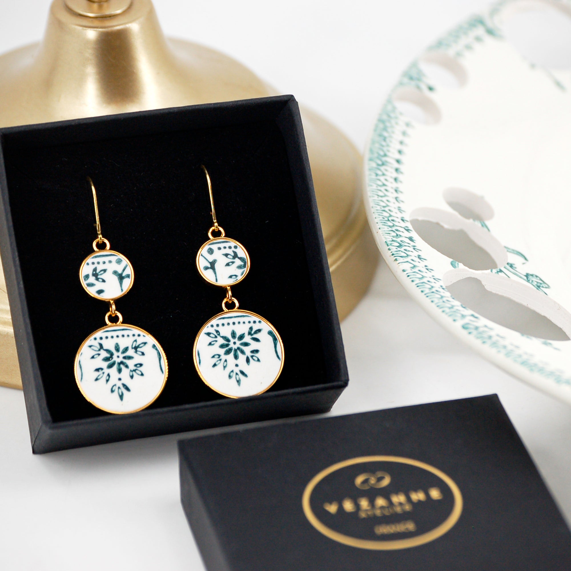 Boucles d'oreilles "Petites fleurs vertes", finition or