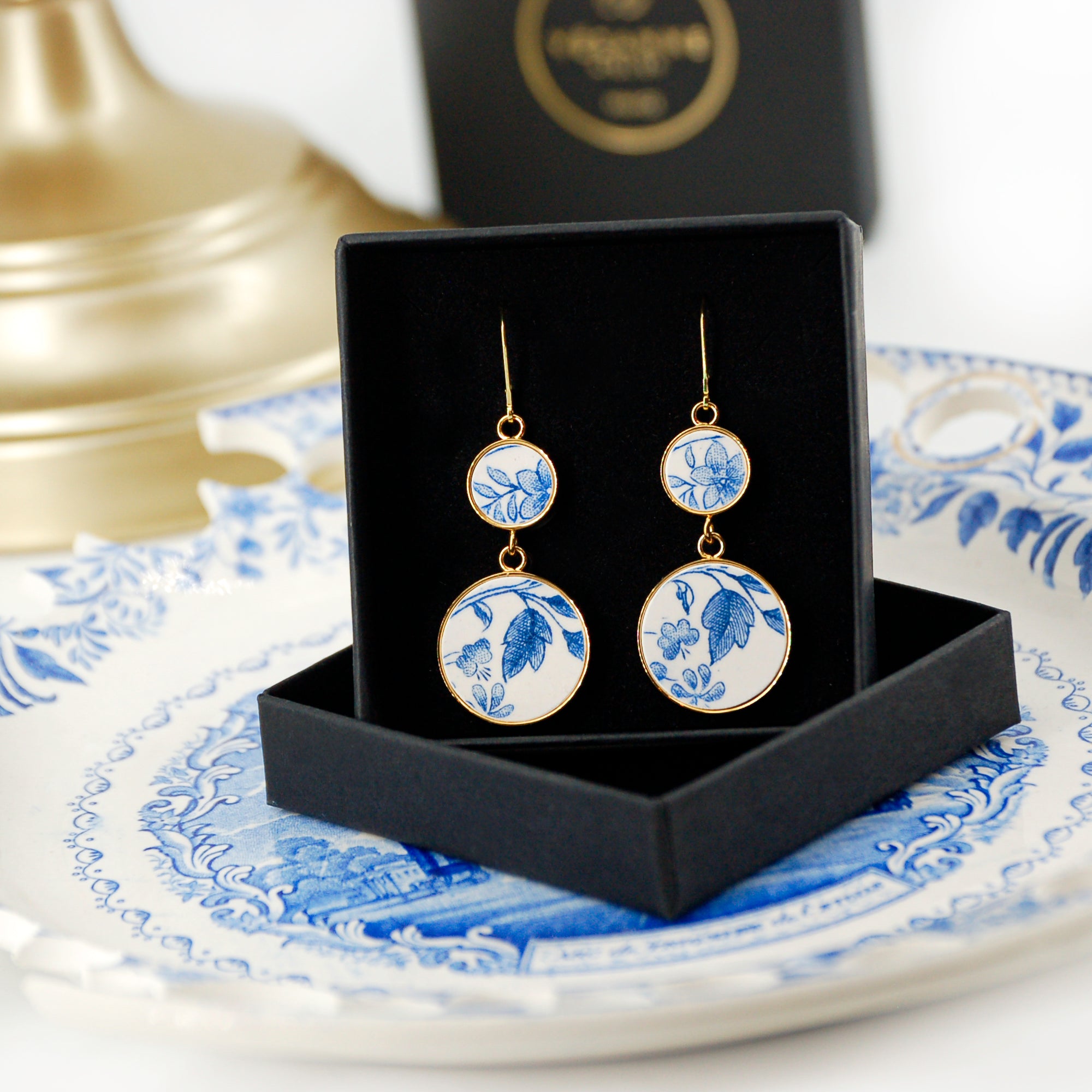 Boucles d'oreilles "Feuilles et fleurs au vent", finition or