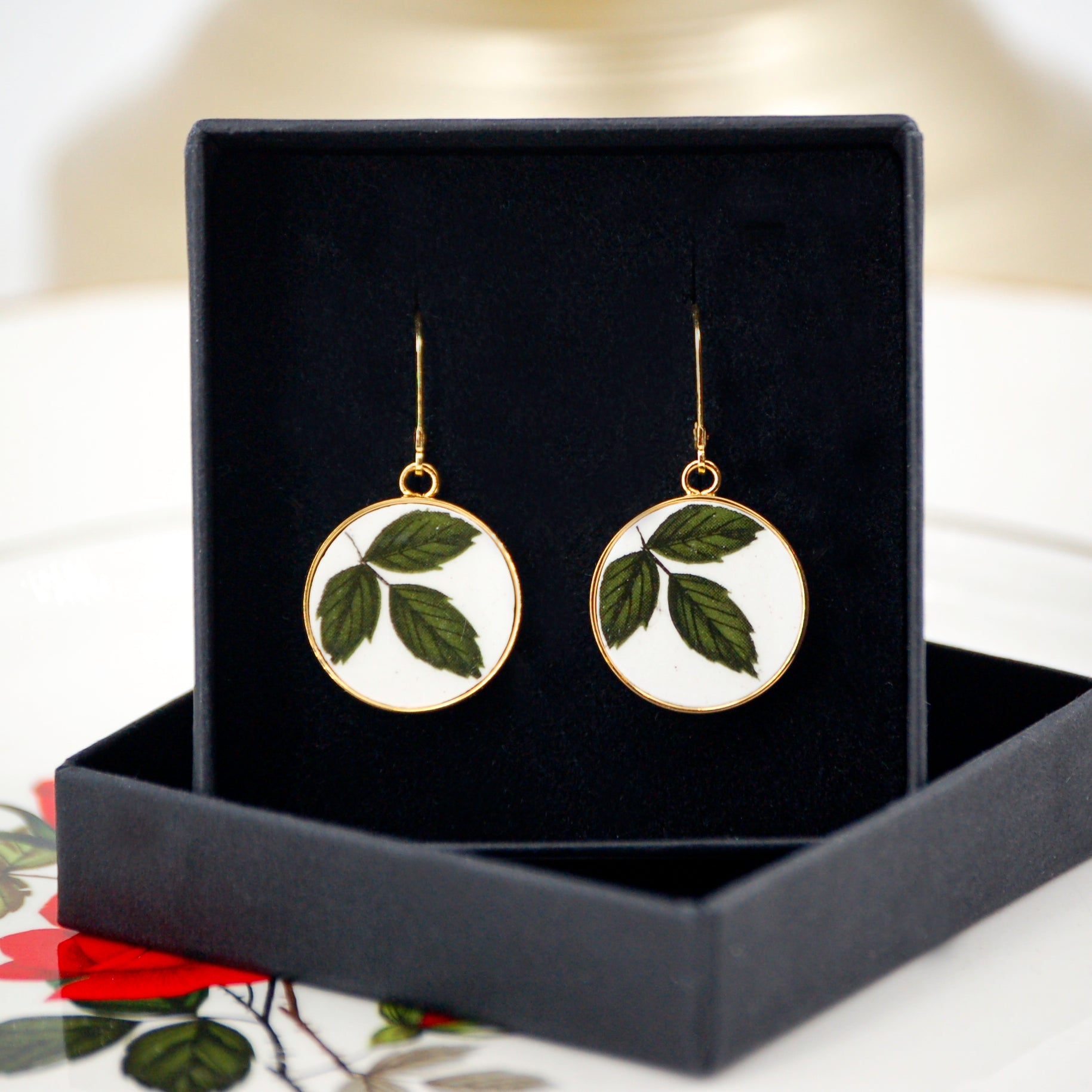 Boucles d'oreilles "Feuilles au vent", finition or
