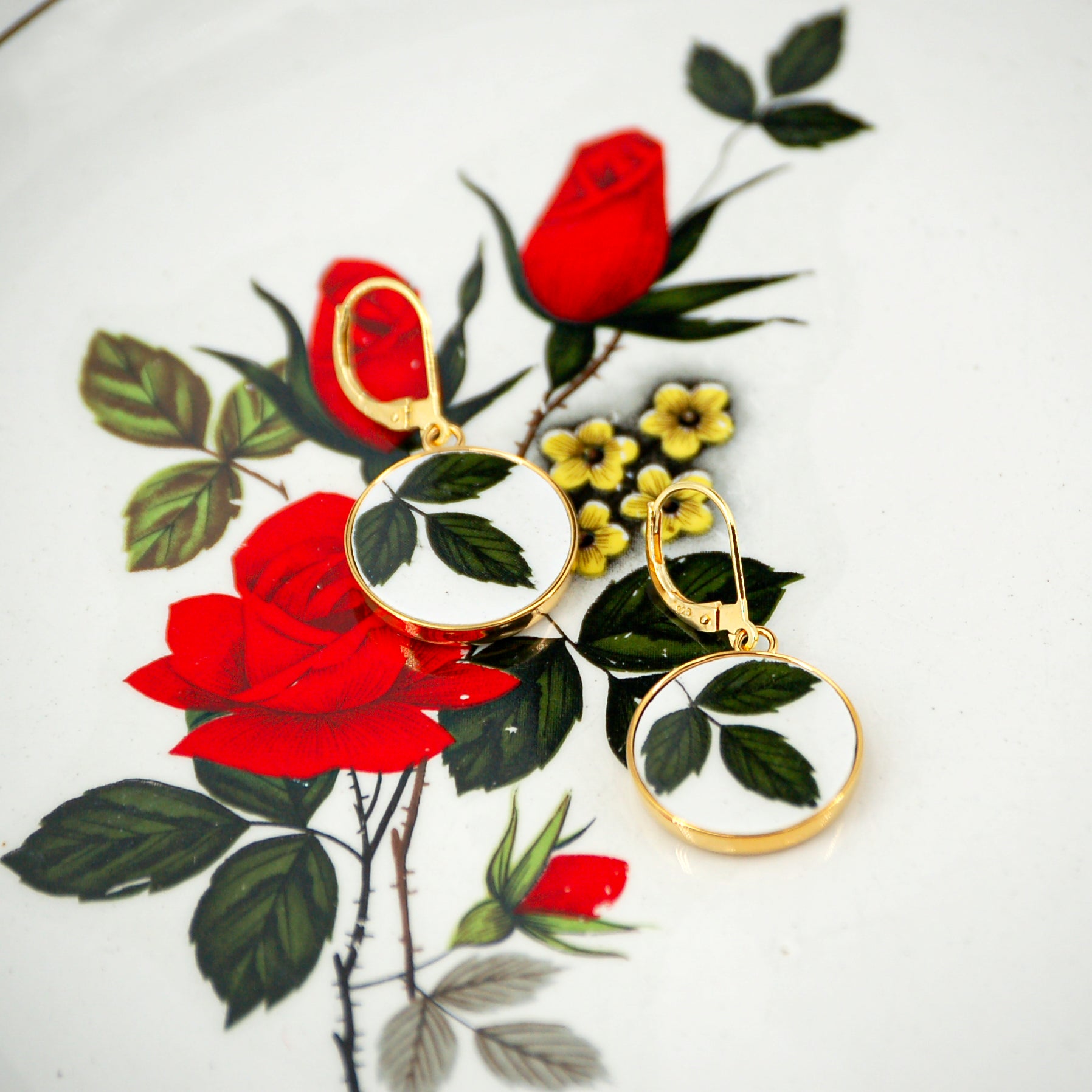 Boucles d'oreilles "Feuilles au vent", finition or