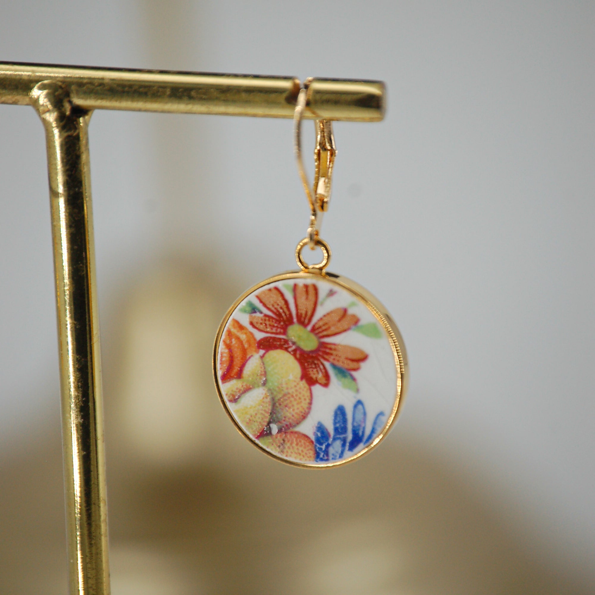 Boucles d'oreilles "Bouquet de fleurs polychrome", finition or