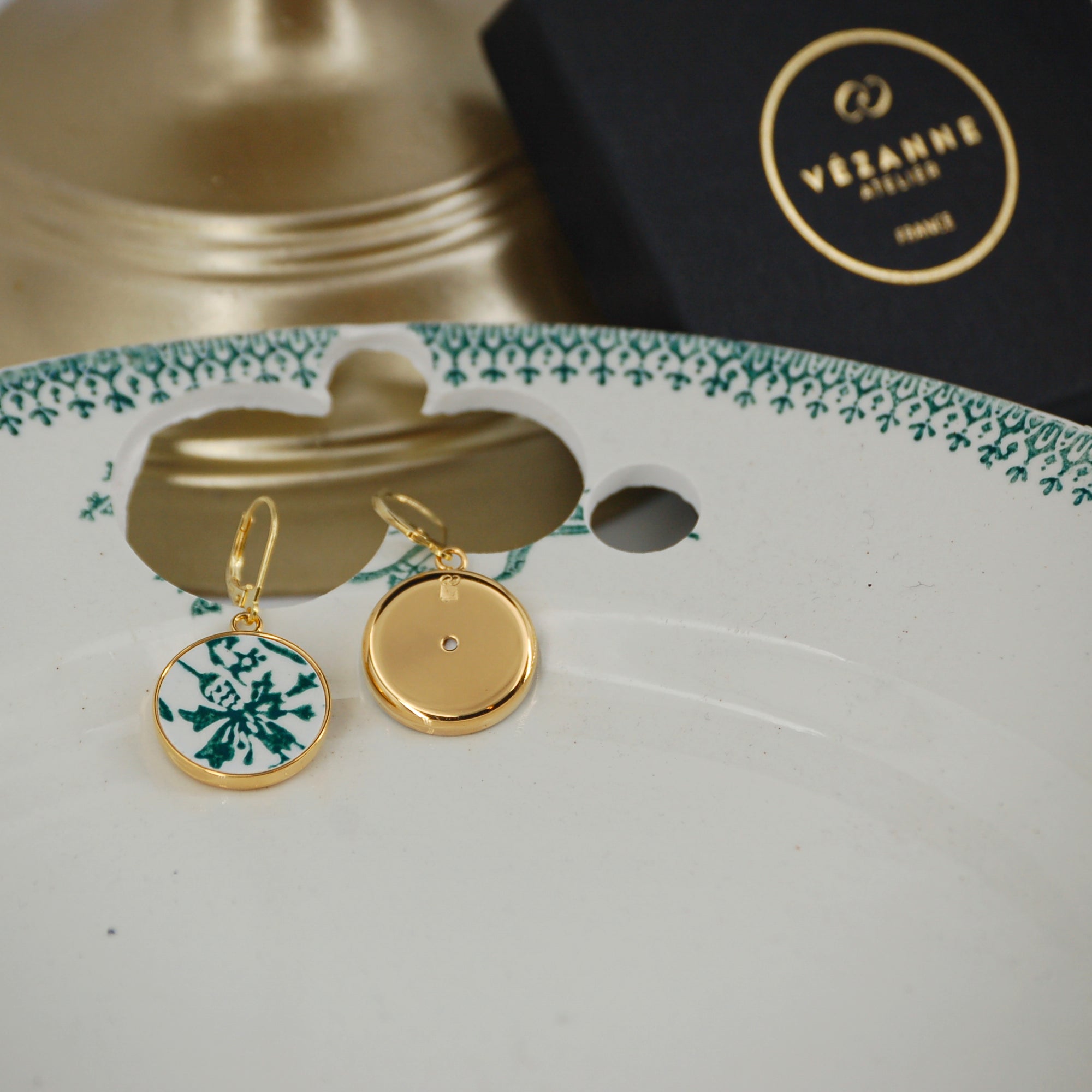 Boucles d'oreilles "Fleur de bleuet", finition or