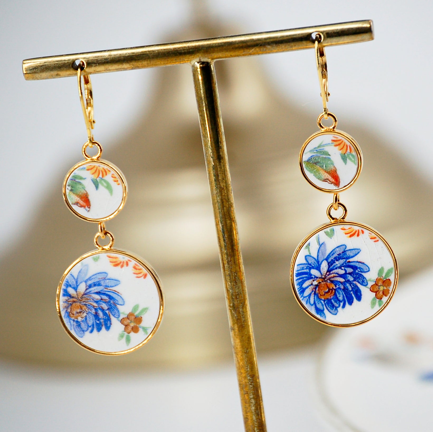 Boucles d'oreilles "Aster et ses fleurs printanières", finition or