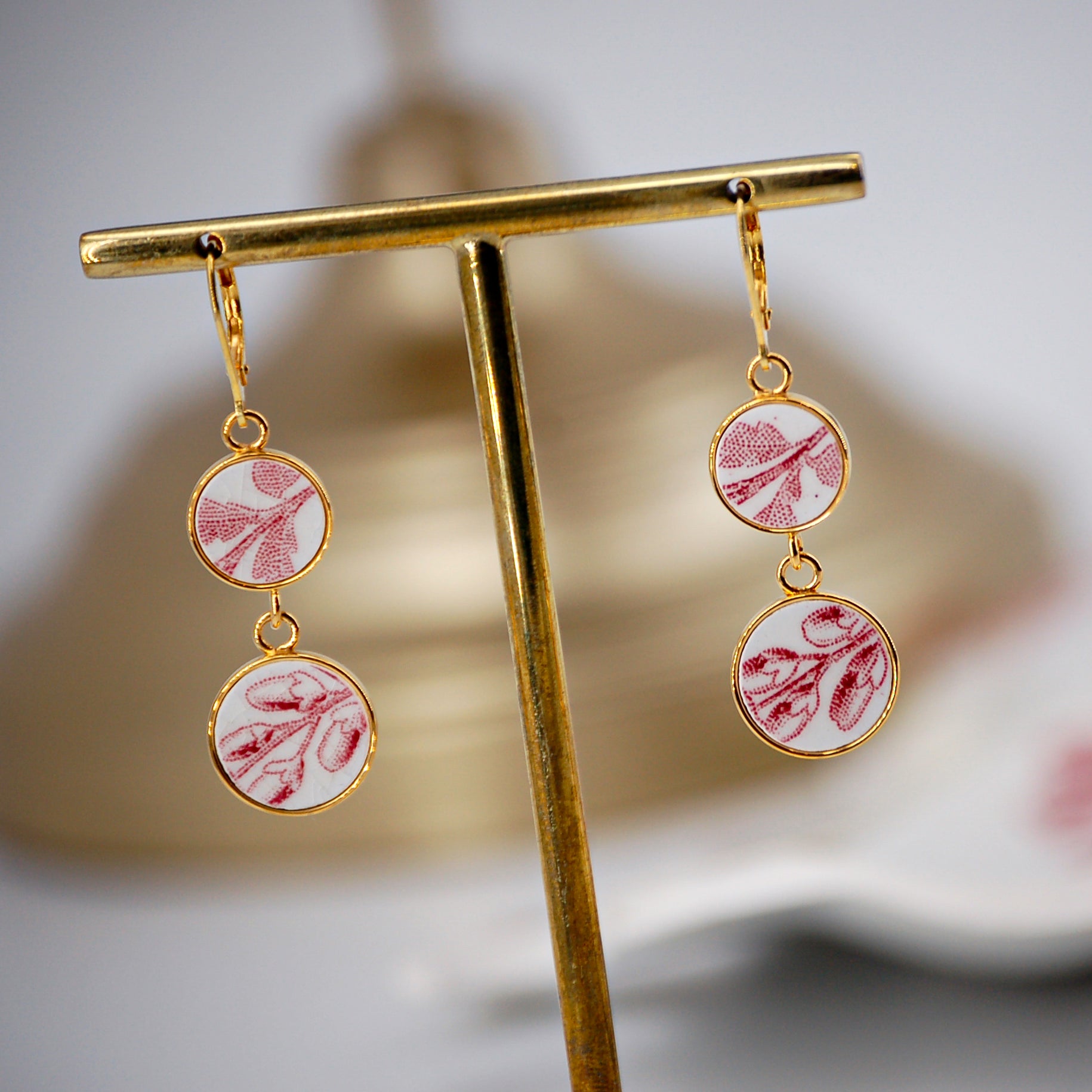 Boucles d'oreilles "Tendres bourgeons en vieux rose", finition or