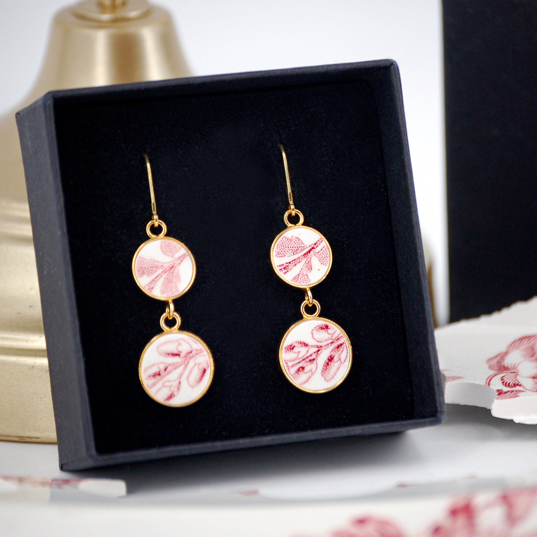 Boucles d'oreilles "Tendres bourgeons en vieux rose", finition or