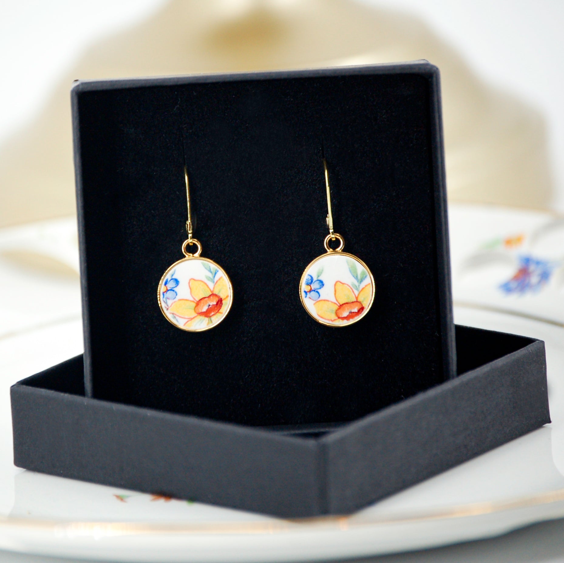 Boucles d'oreilles "Belle jonquille", finition or