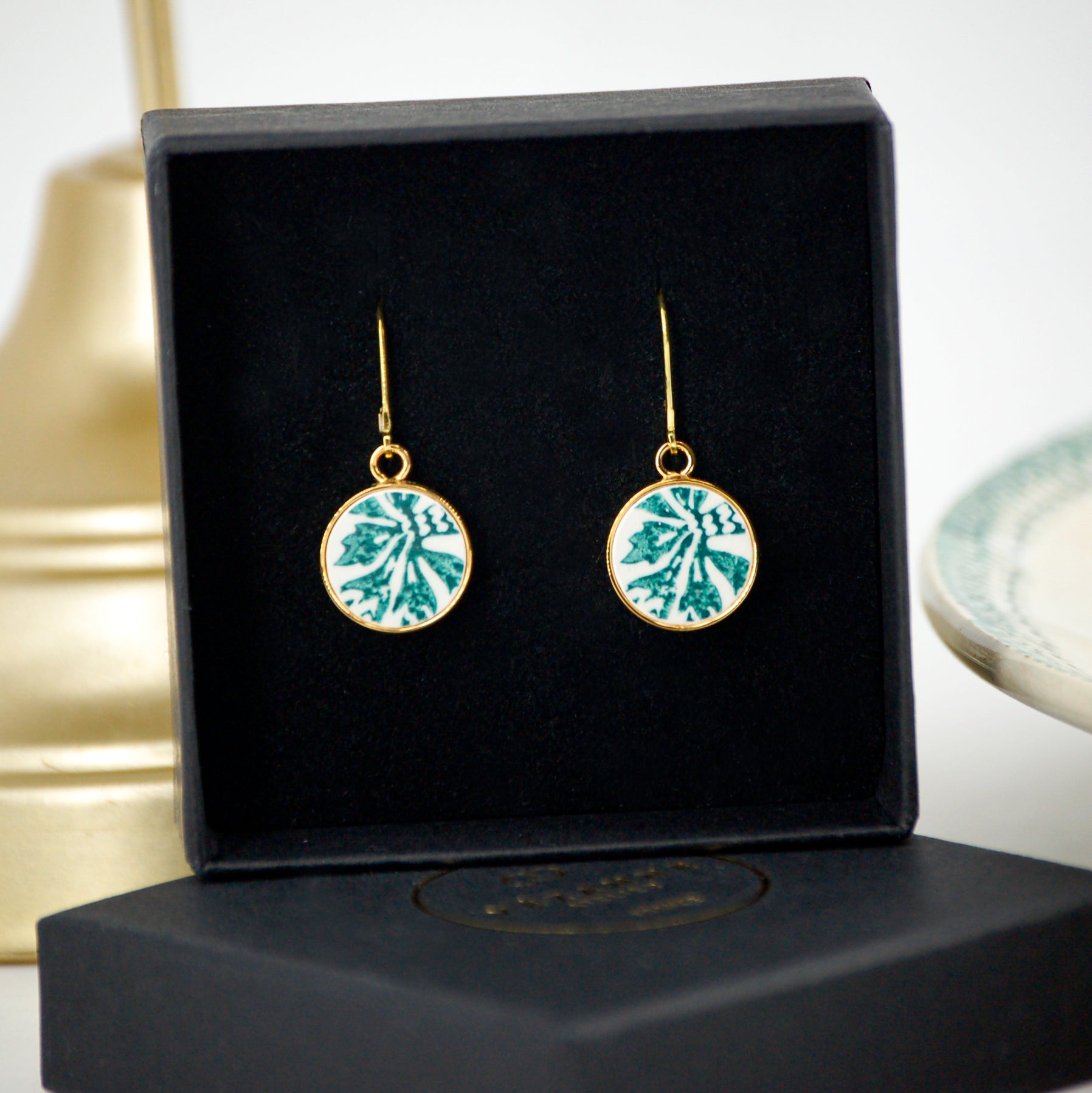 Boucles d'oreilles "Fleurs délicates", finition or