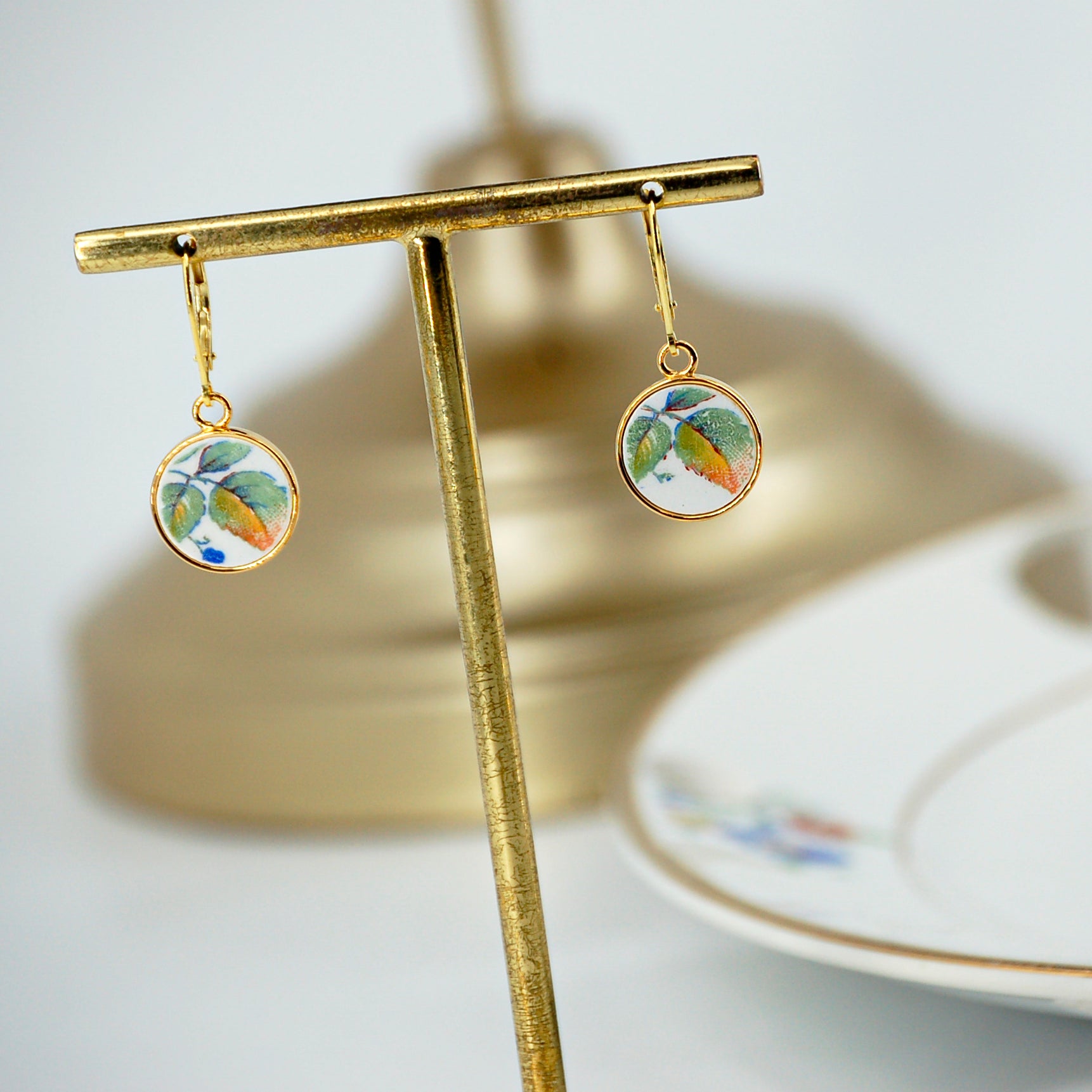 Boucles d'oreilles "Feuilles de baies", finition or