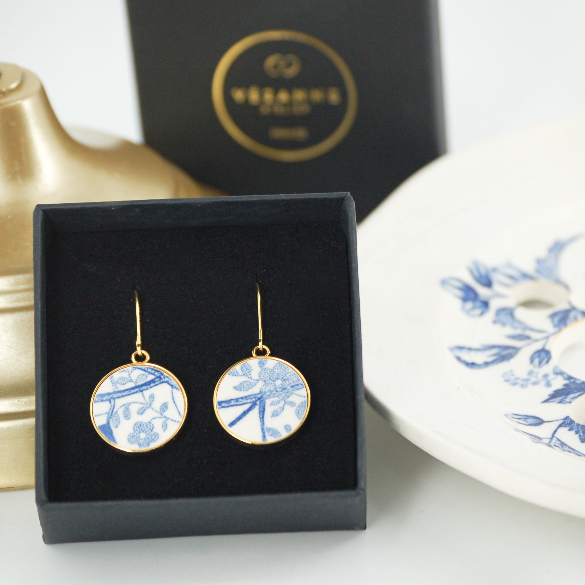 Boucles d'oreilles "Fleurs en pointillés", finition or