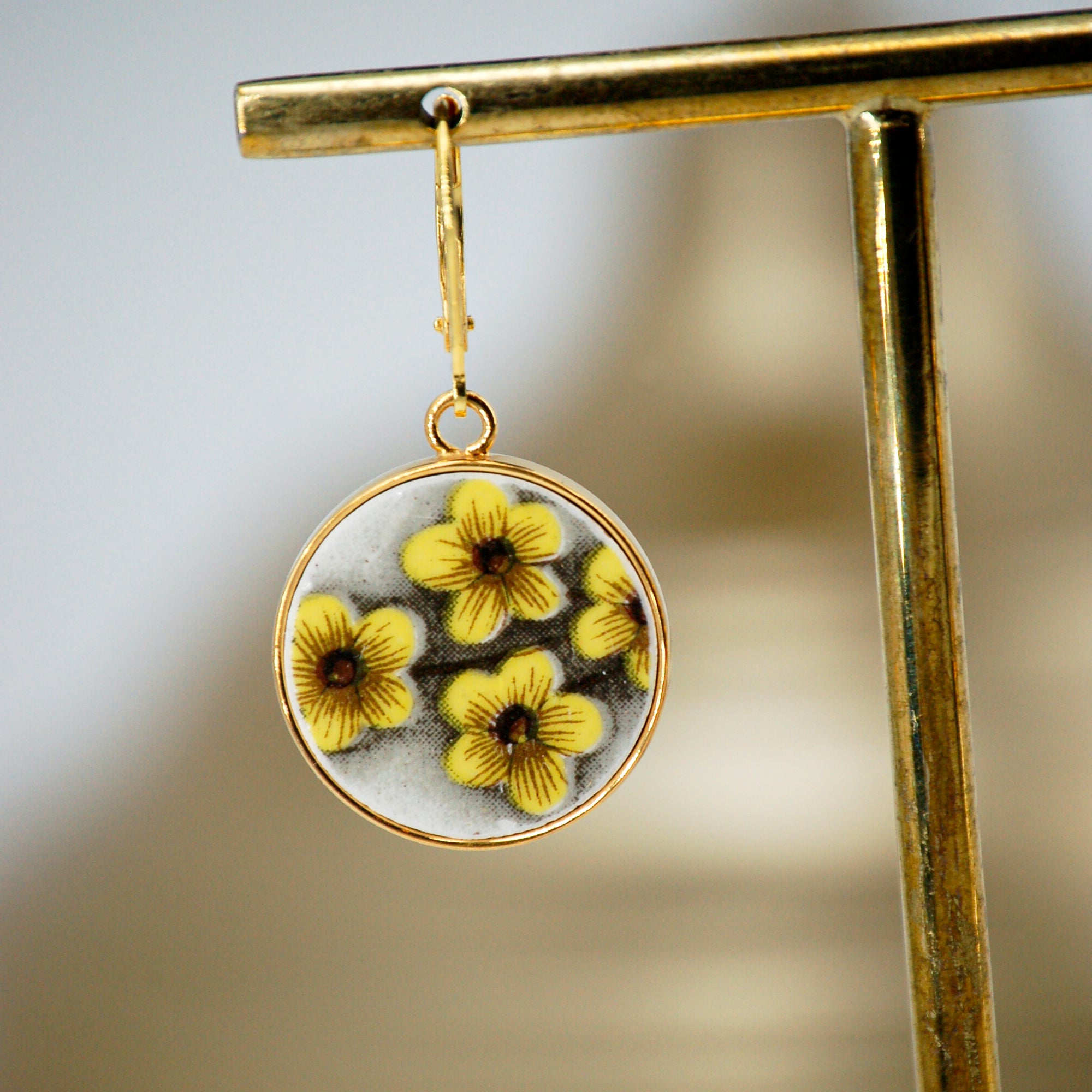 Boucles d'oreilles "Petit bouquet de fleurs jaunes", finition or
