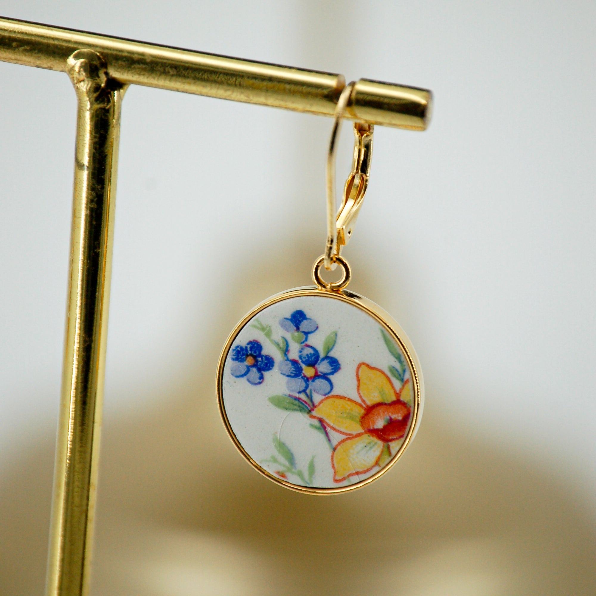 Boucles d'oreilles "Petit bouquet de fleurs", finition or