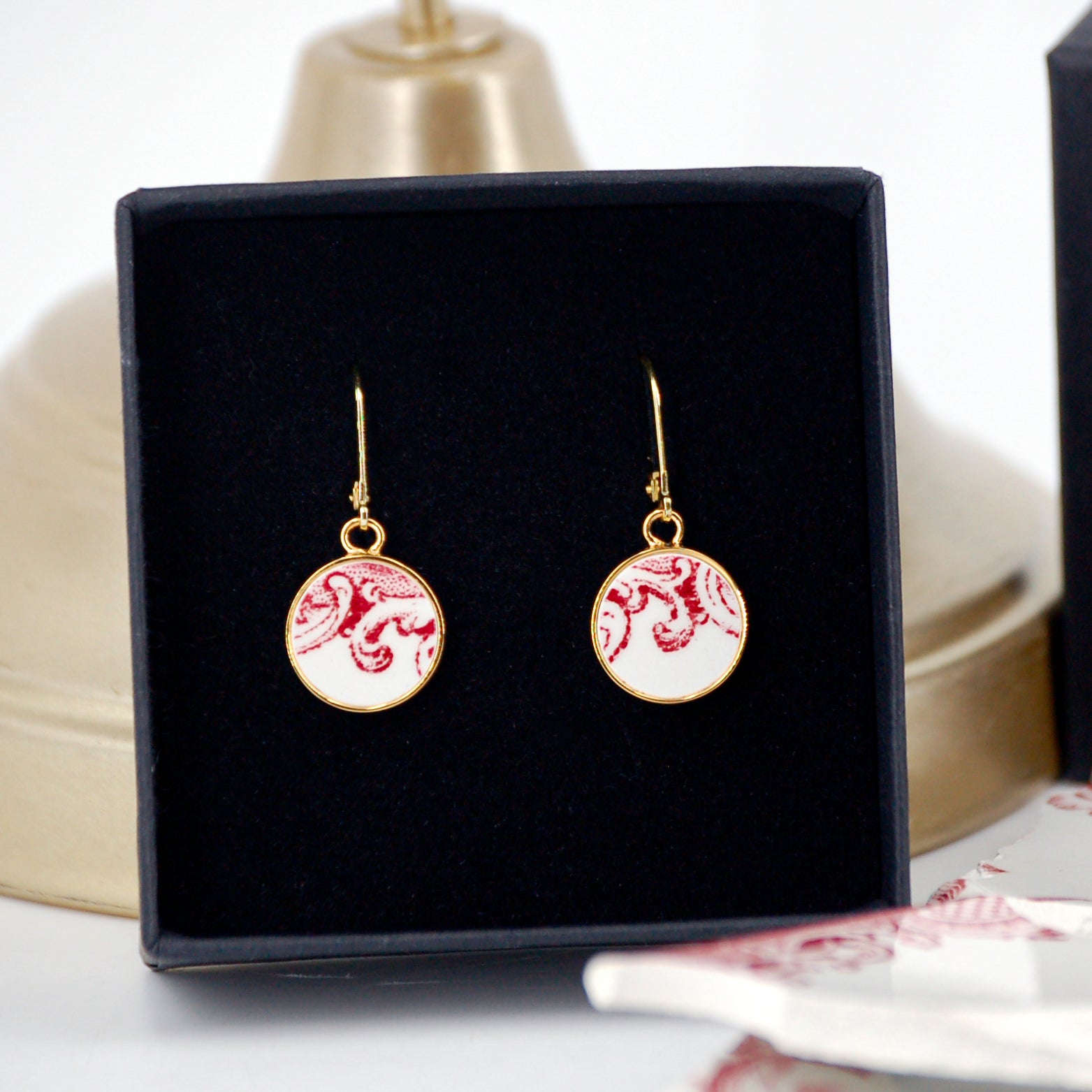 Boucles d'oreilles "Ornement en vieux rose", finition or