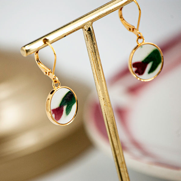 Boucles d'oreilles "Boutons de fleurs roses", finition or