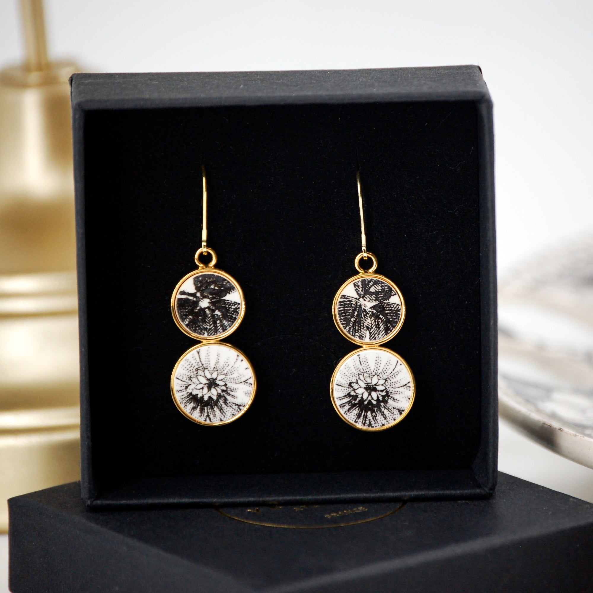 Boucles d'oreilles "Composition graphique", finition or