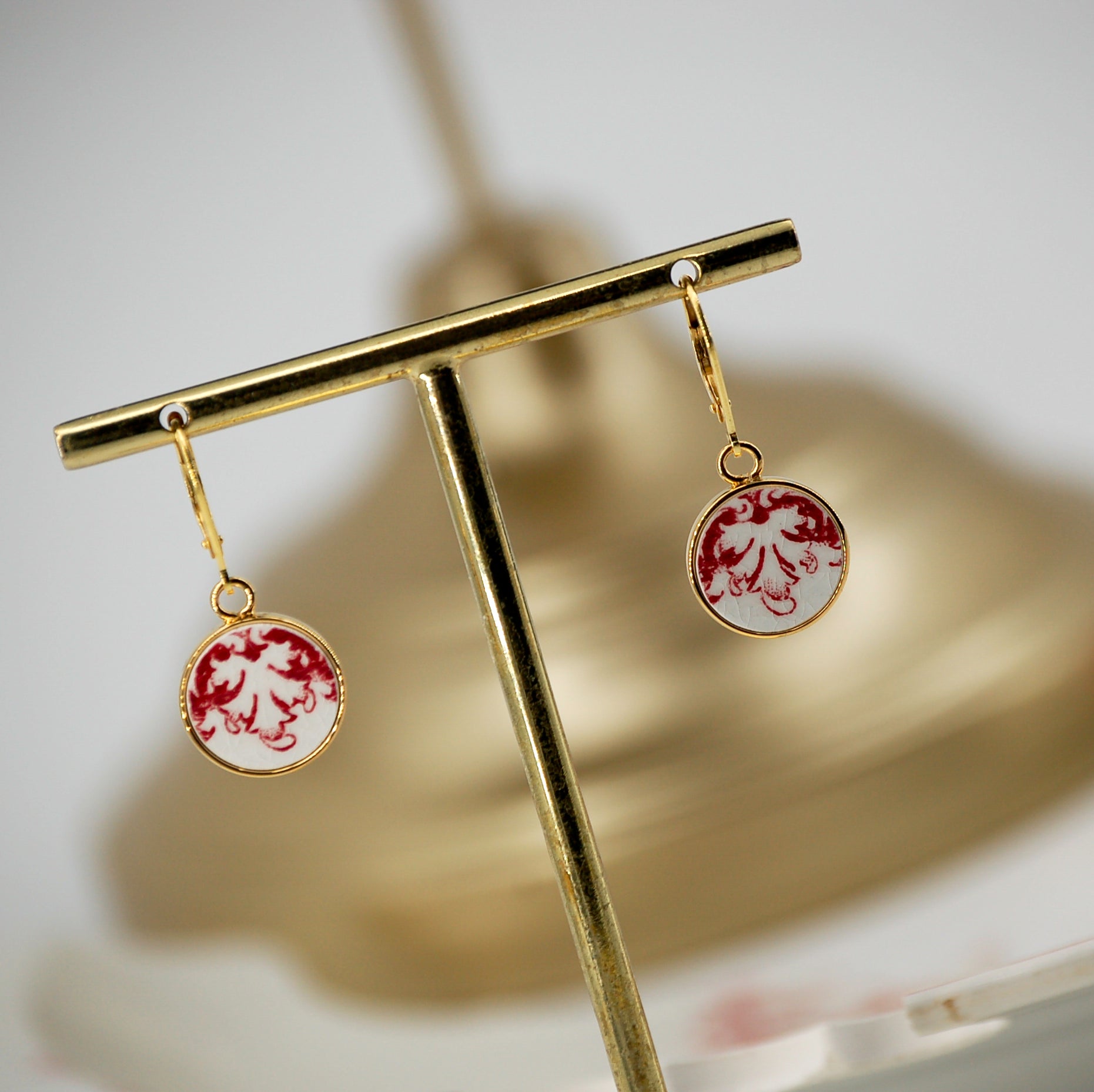 Boucles d'oreilles "Les feuilles d'acanthe en vieux rose", finition or
