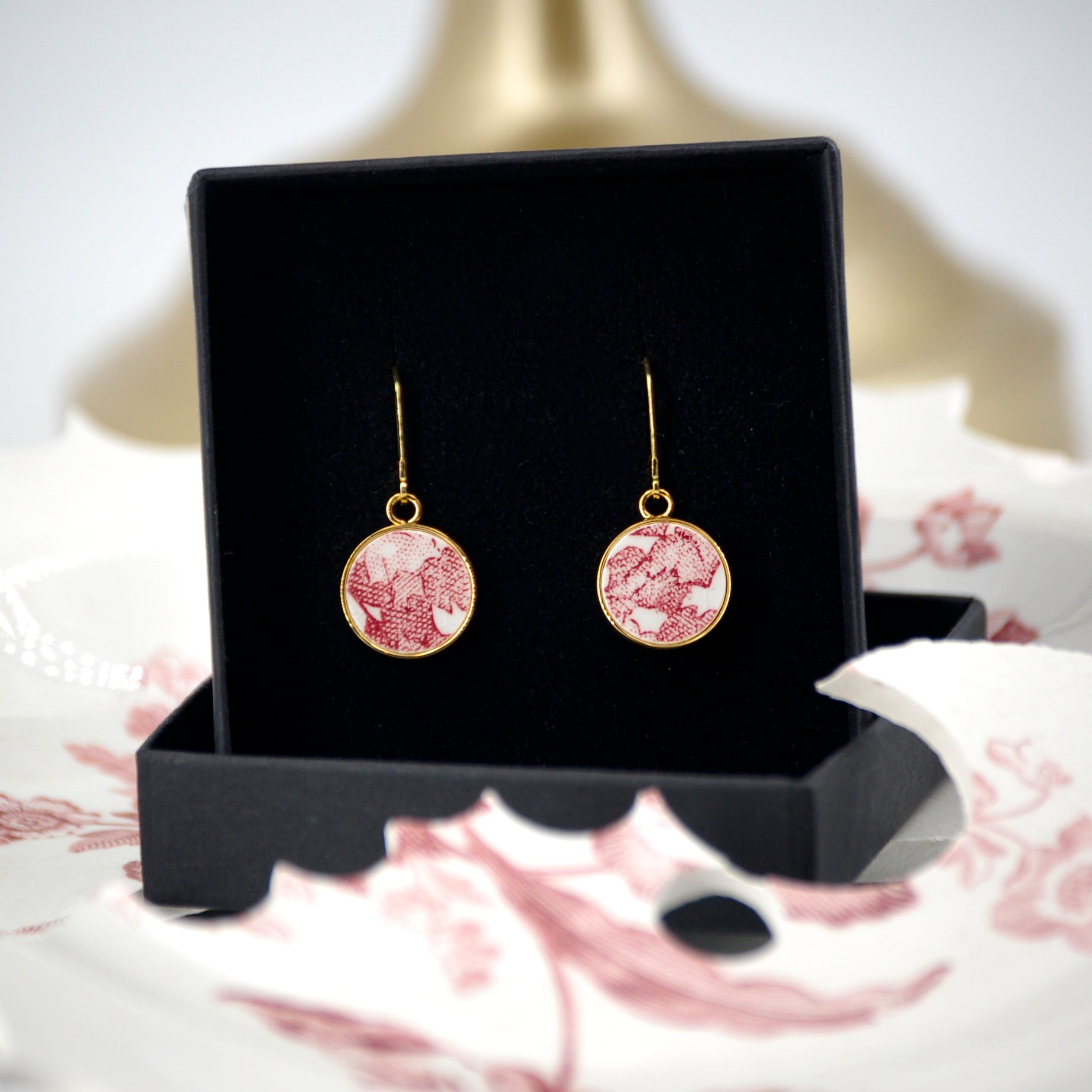 Boucles d'oreilles "Petites feuilles roses", finition or