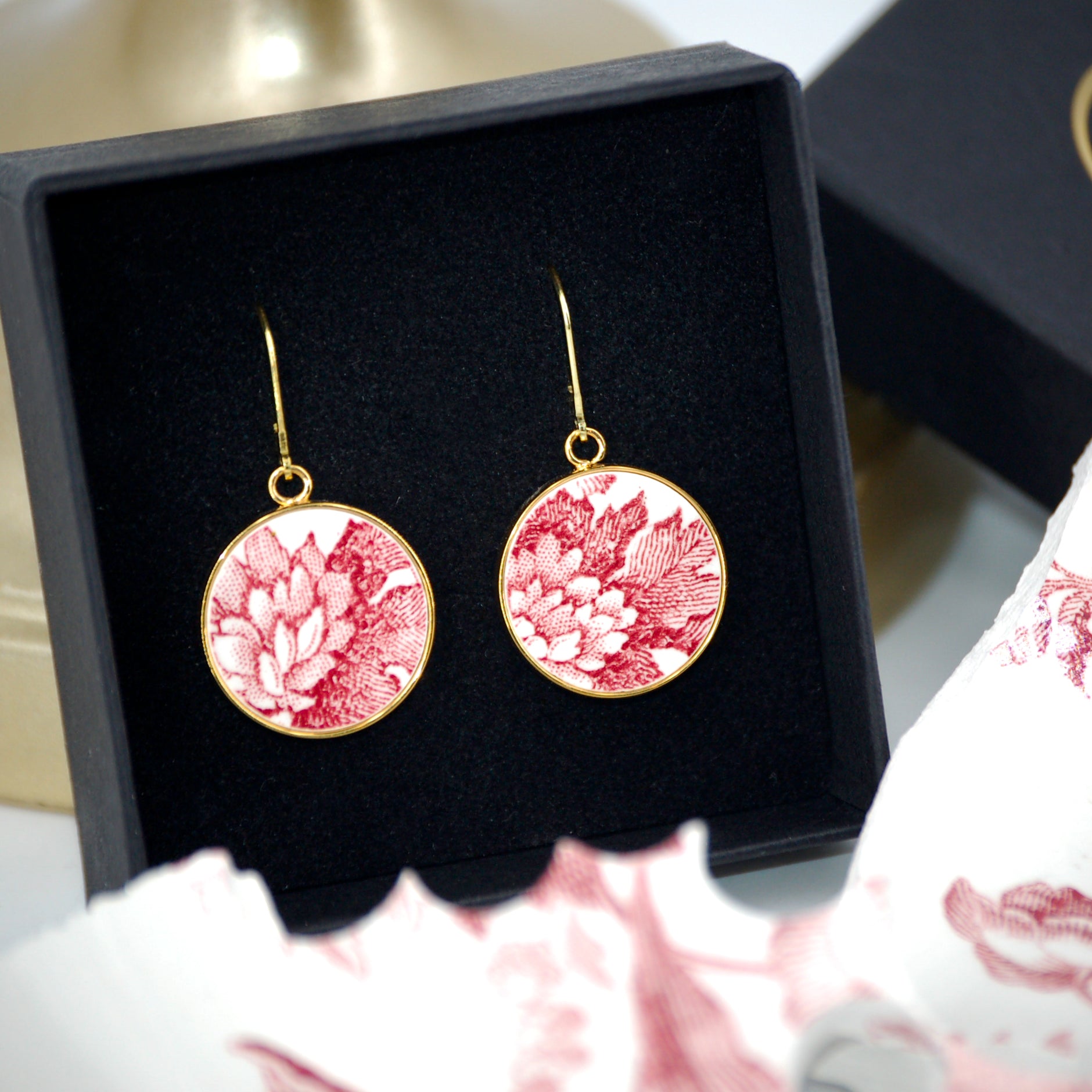 Boucles d'oreilles "Pétales de fleurs", finition or