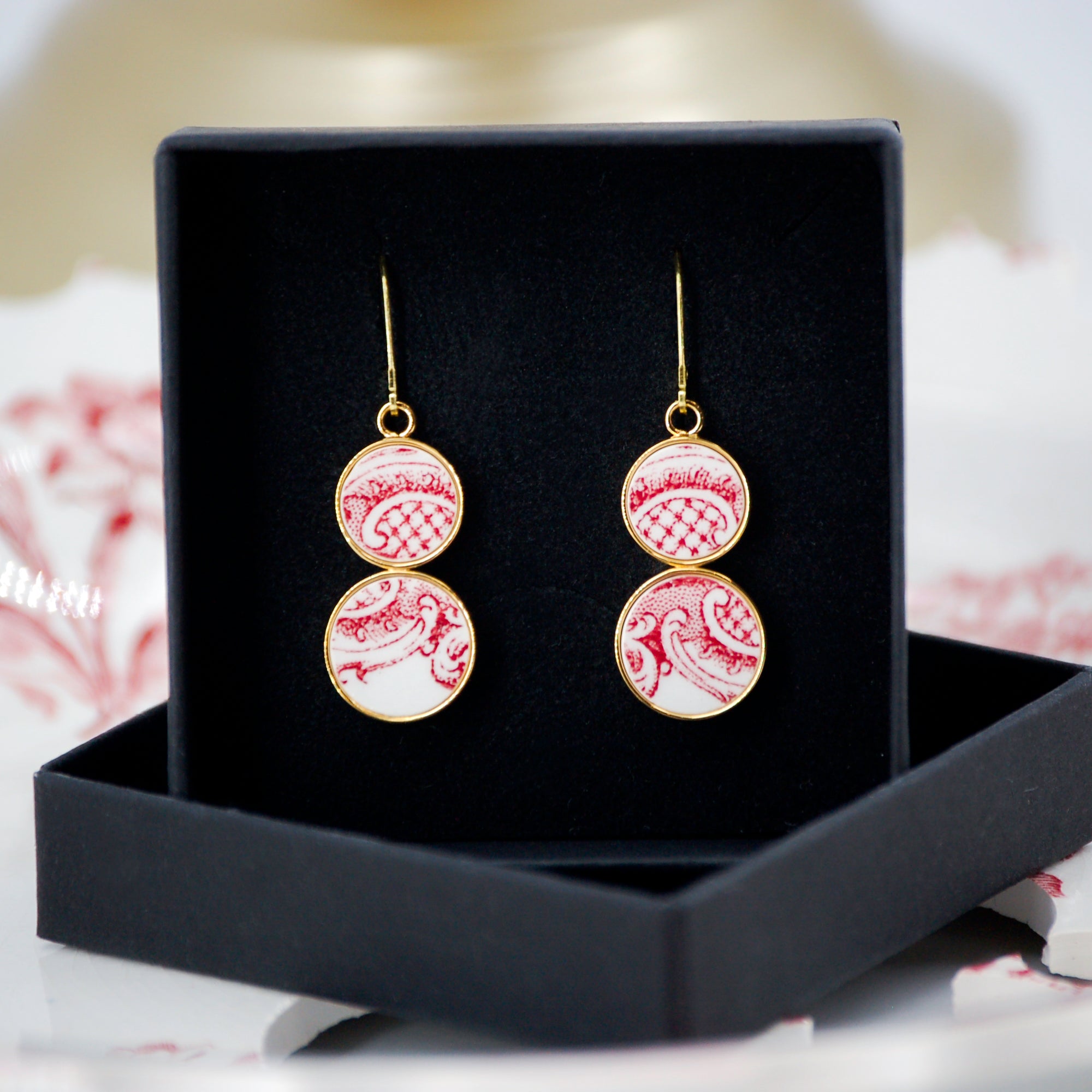 Boucles d'oreilles "Dentelle en vieux rose", finition or