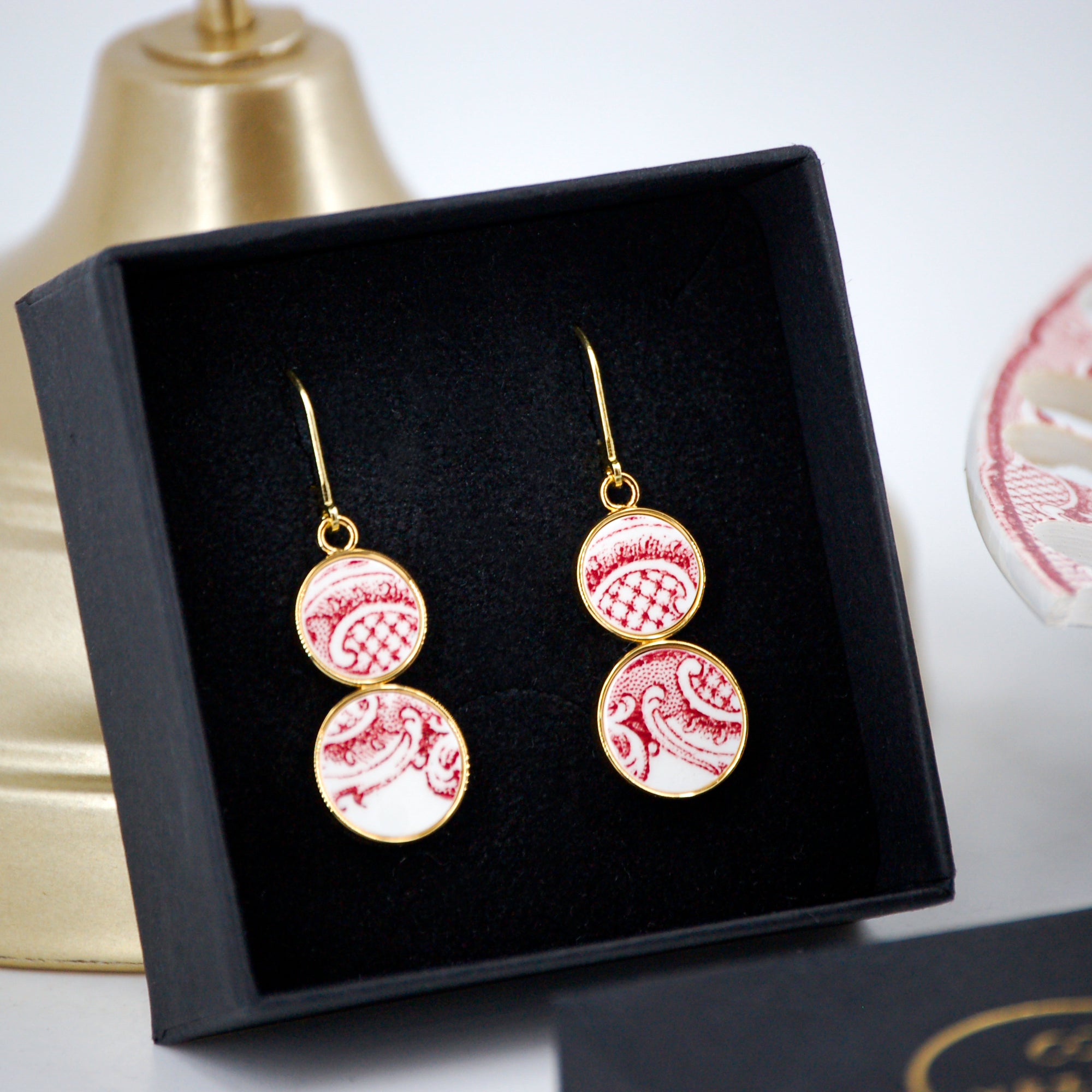Boucles d'oreilles "Dentelle en vieux rose", finition or