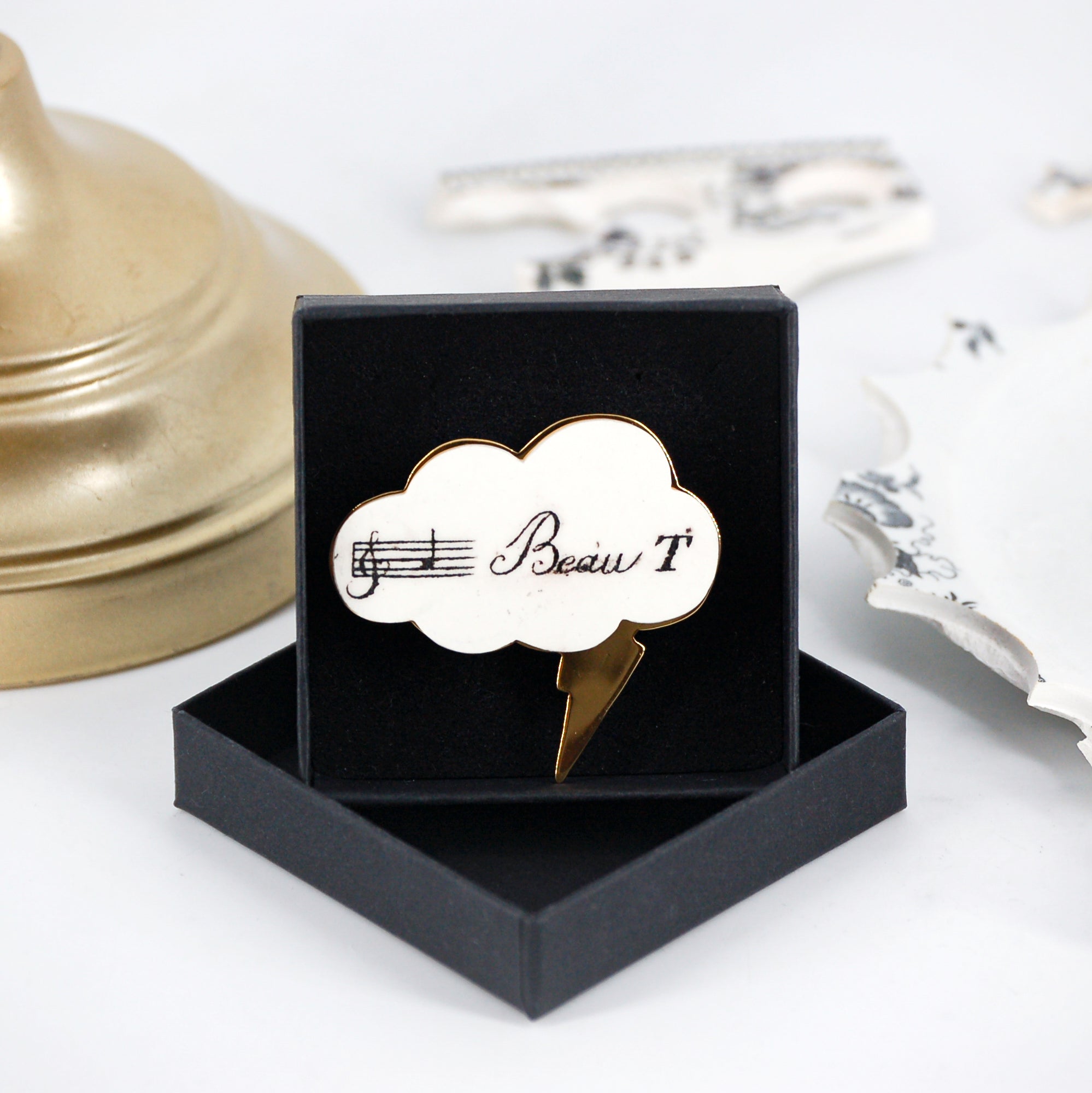 Broche nuage "La Beauté", finition or