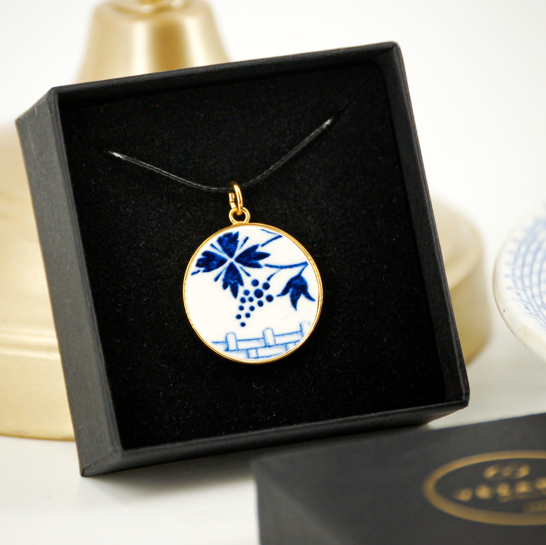 Pendentif "Dans le Jardin", finition or