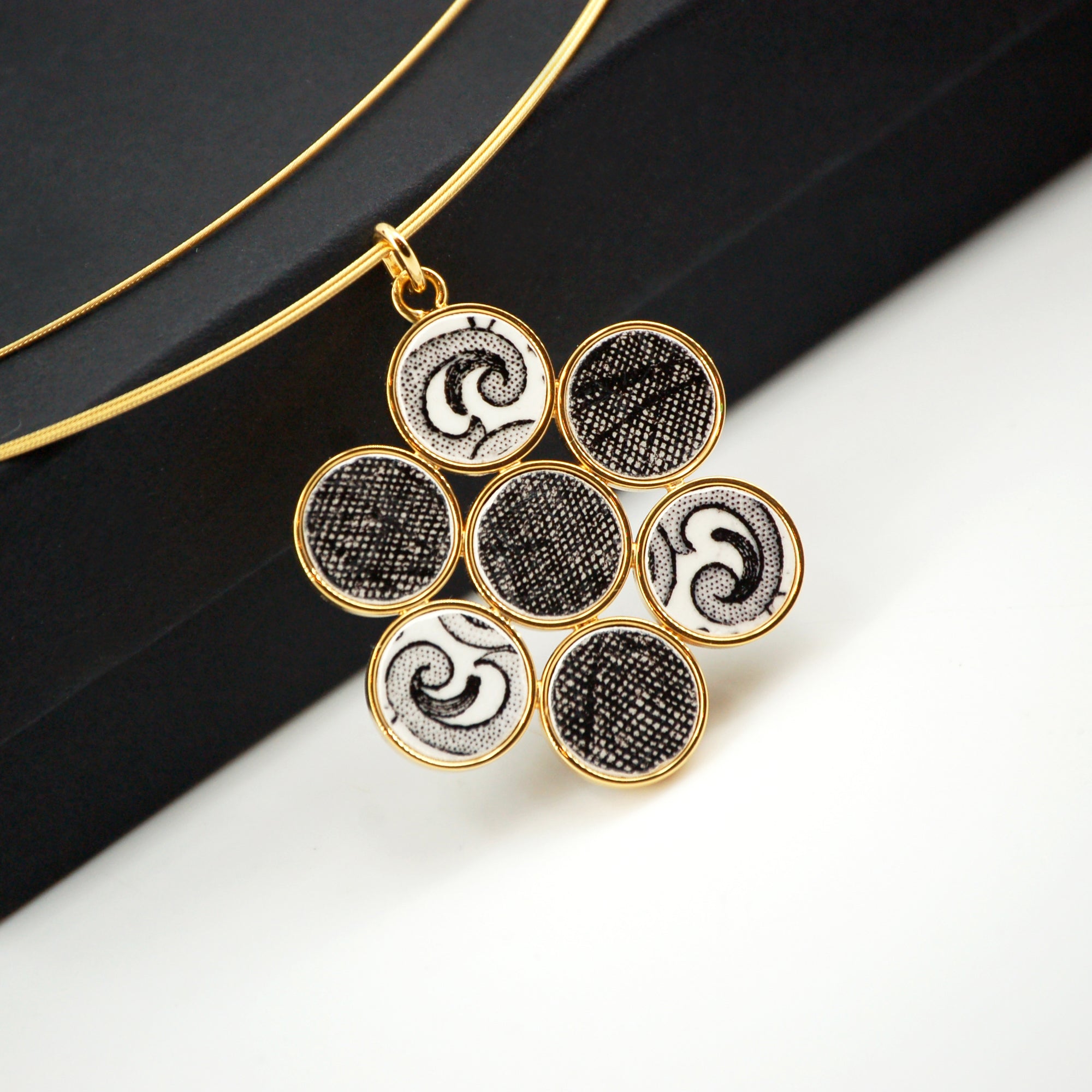 Pendentif "Fleur #1", finition or