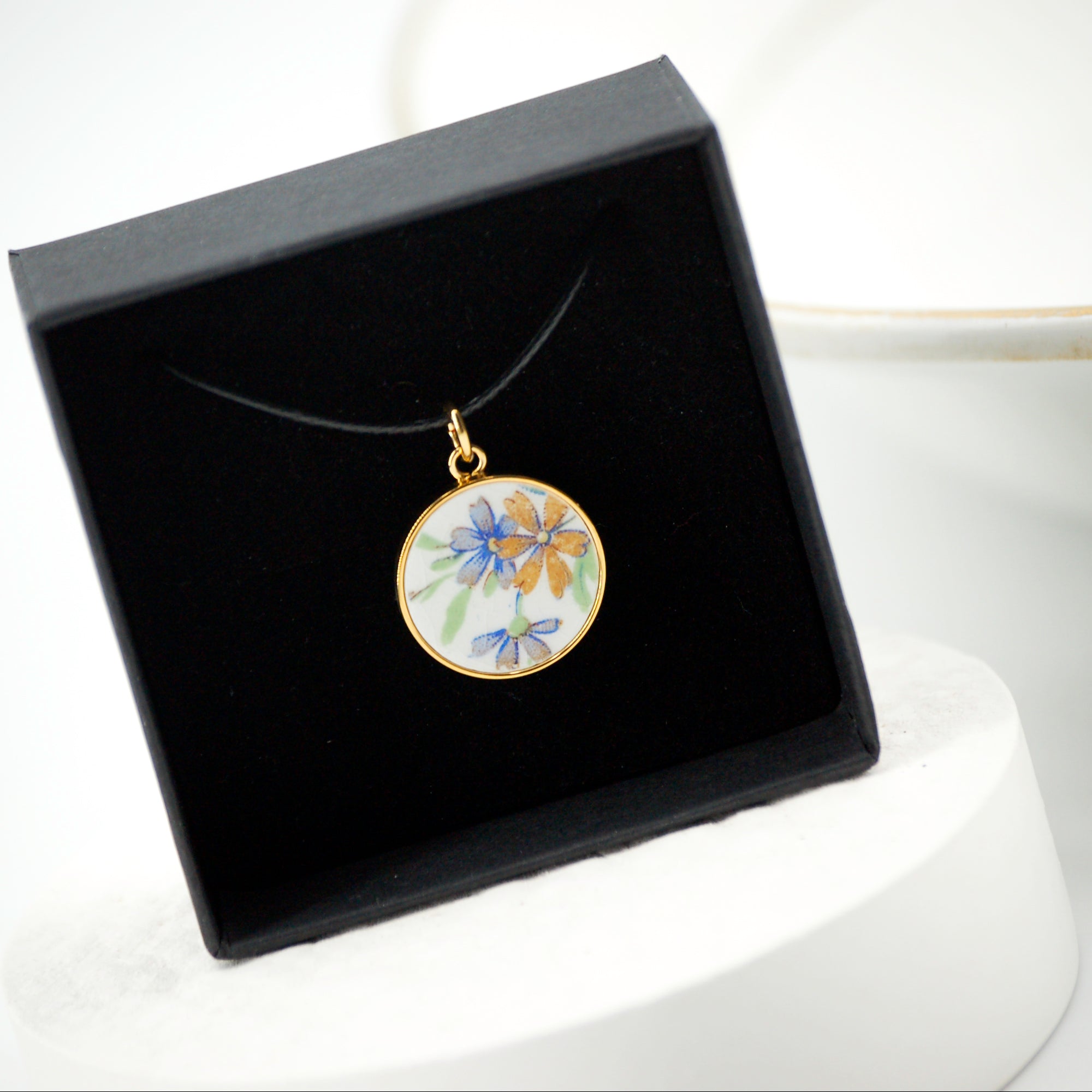 Pendentif Violette