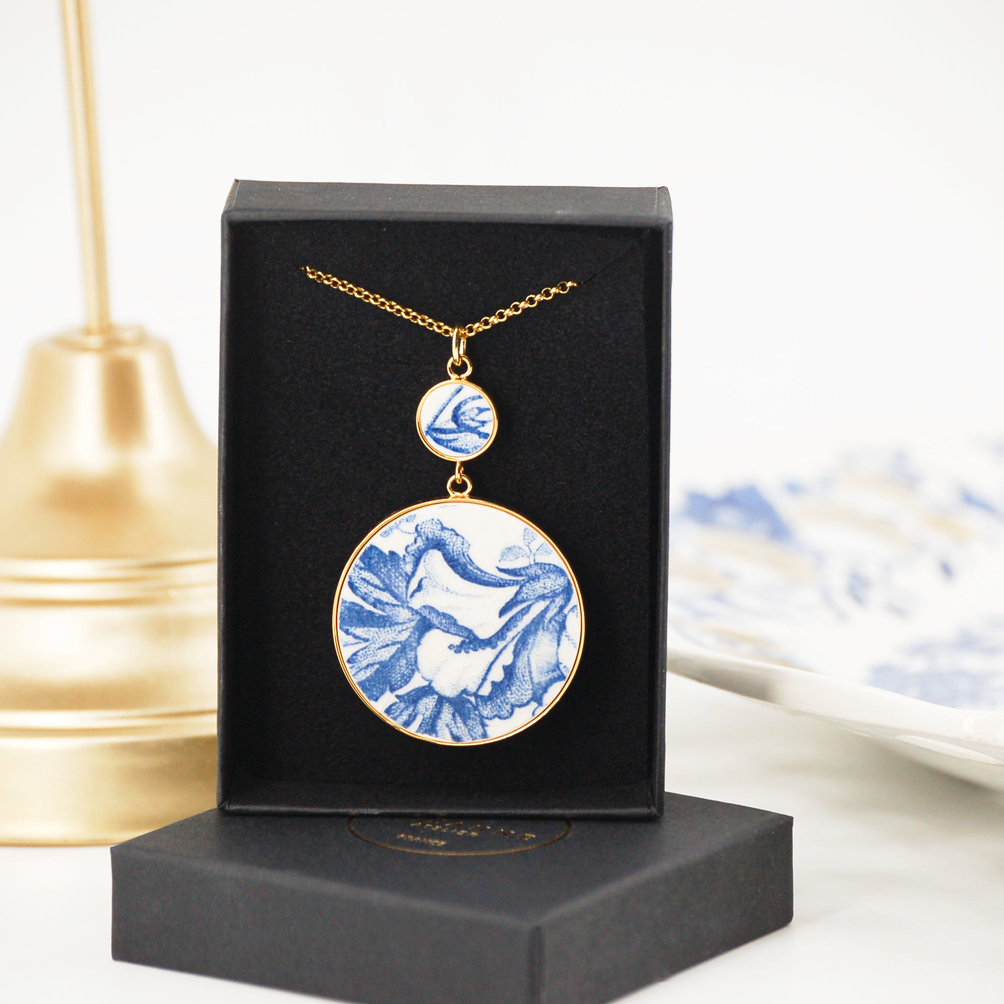 Pendentif "Pétales d'hibiscus", finition or