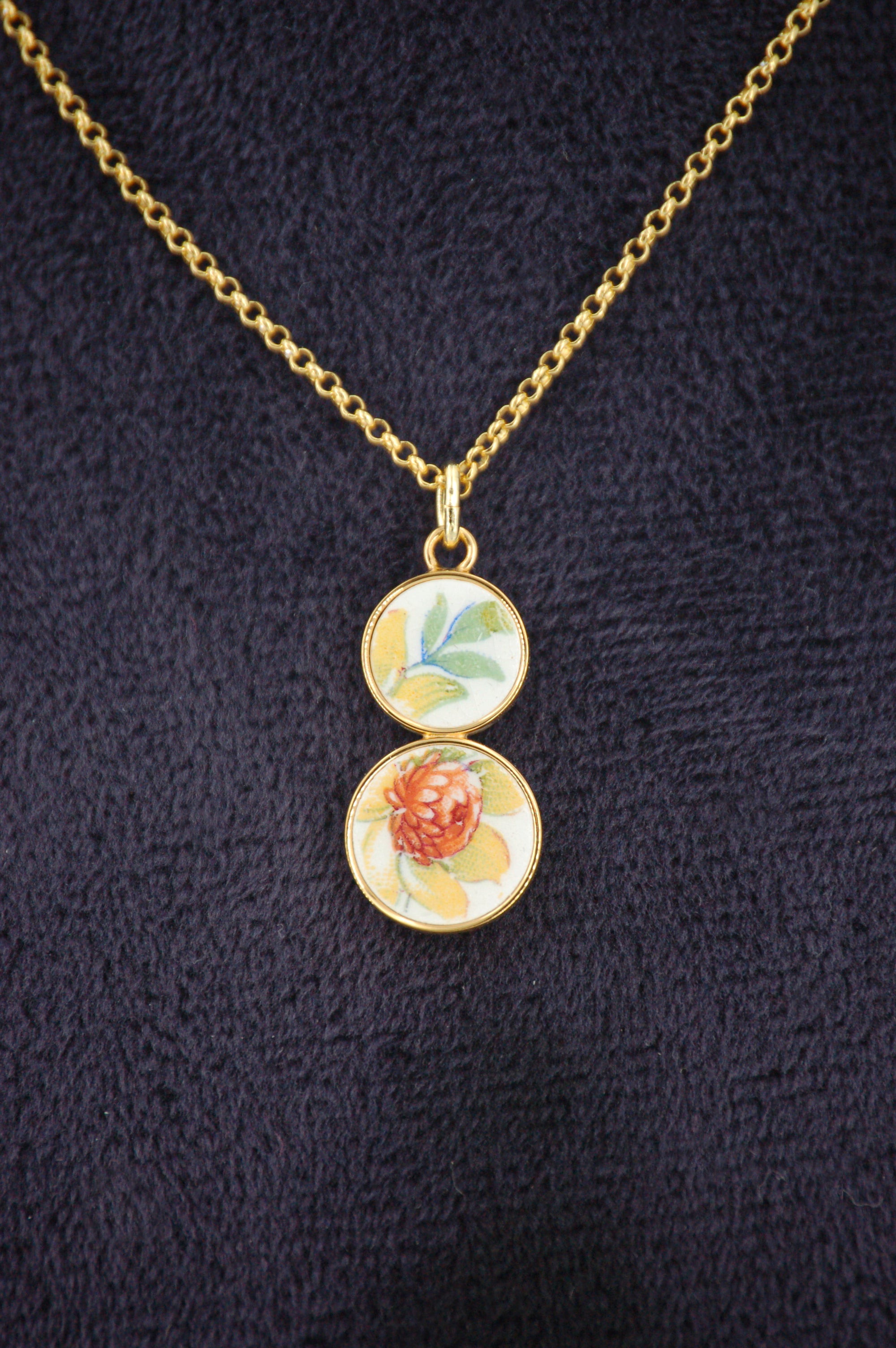 Pendentif "Coeur de fleur jaune", finition or
