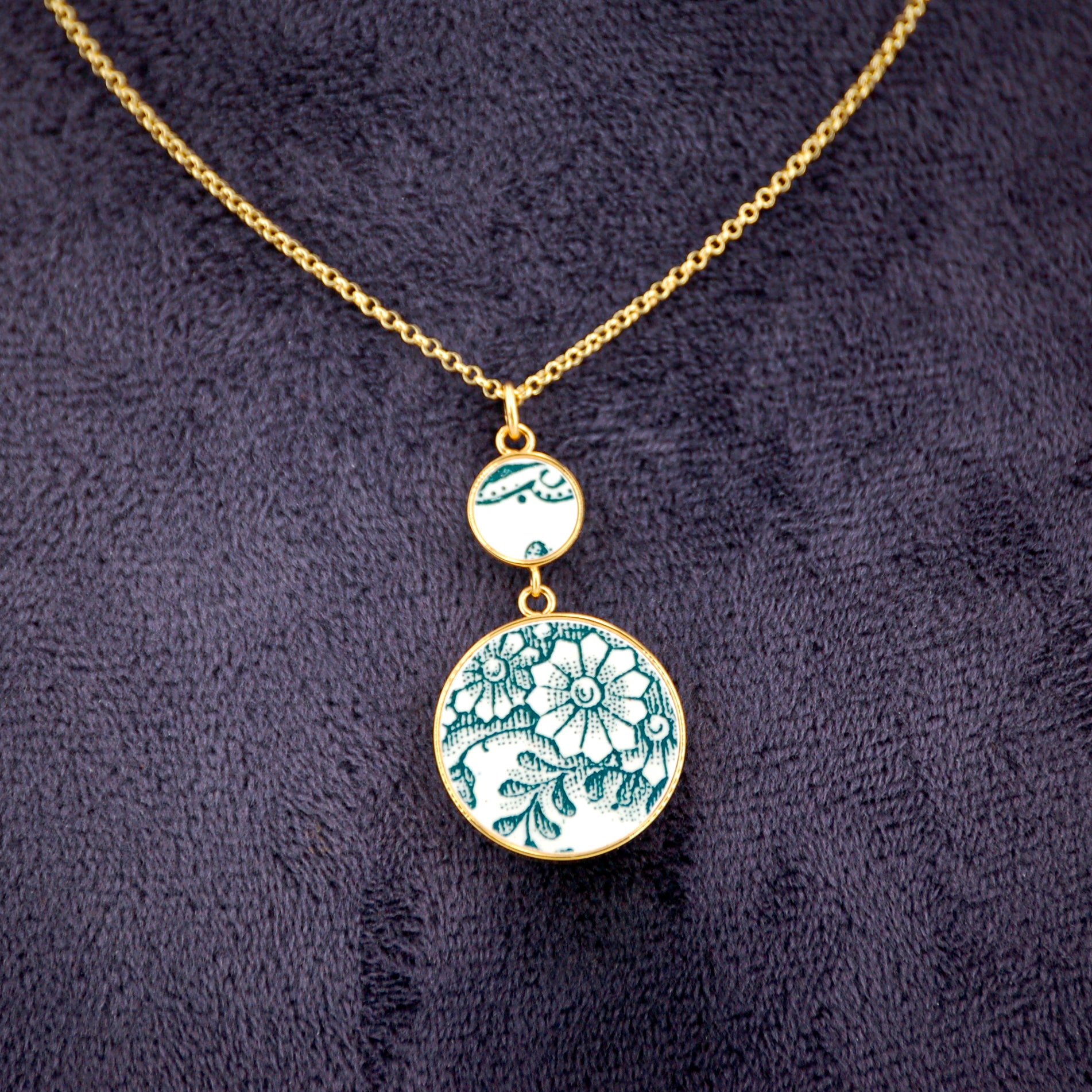 Pendentif "Bouquet de fleurs vertes"