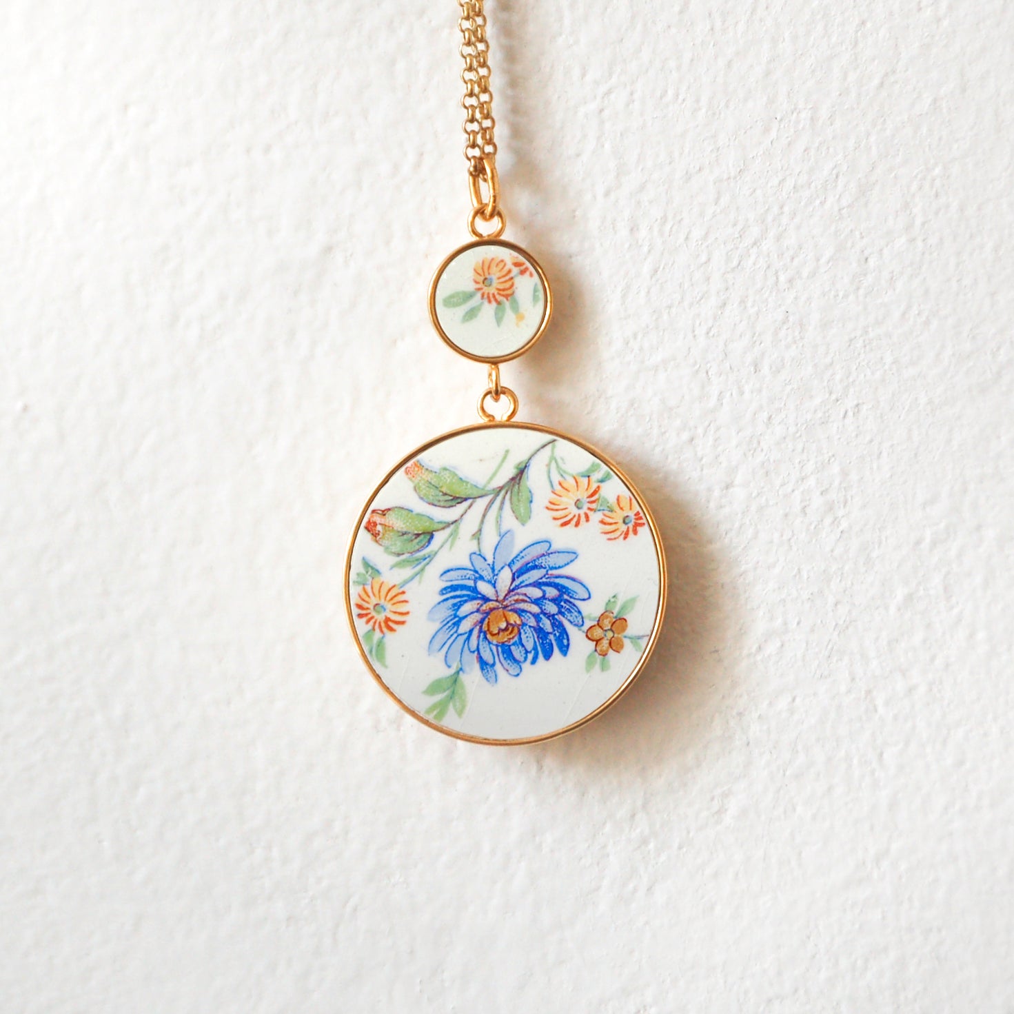 Pendentif "Aster et petites fleurs jaunes ",