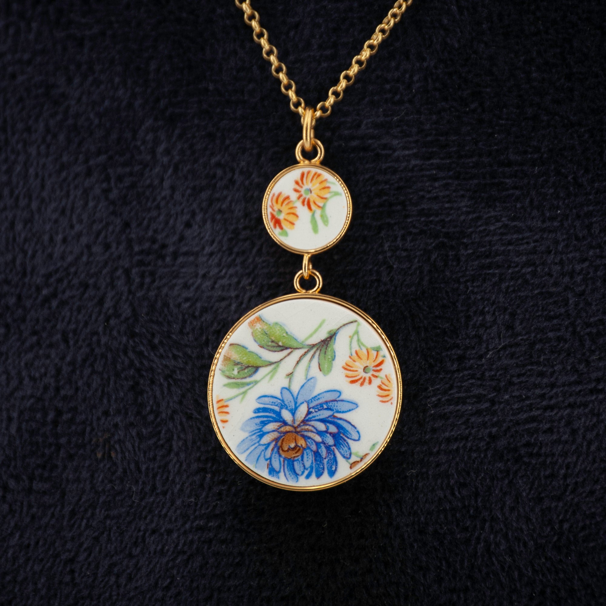 Pendentif "Aster et petites fleurs jaunes ", finition or