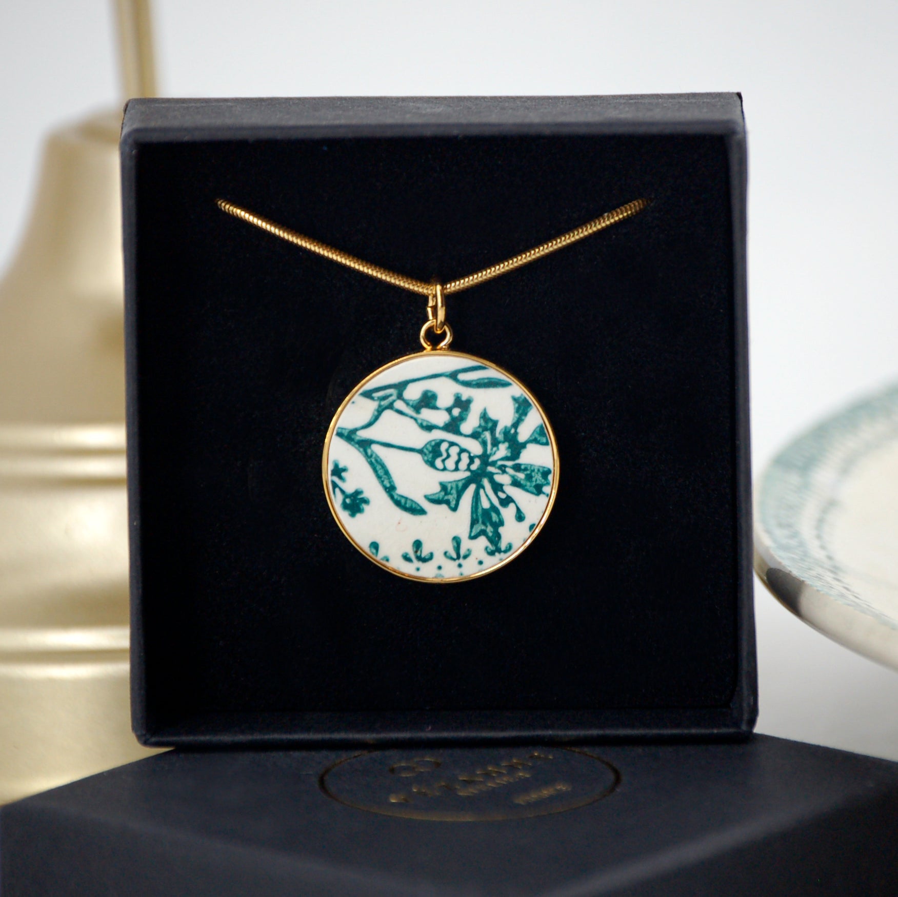 Pendentif "Fleur de Bleuet", finition or