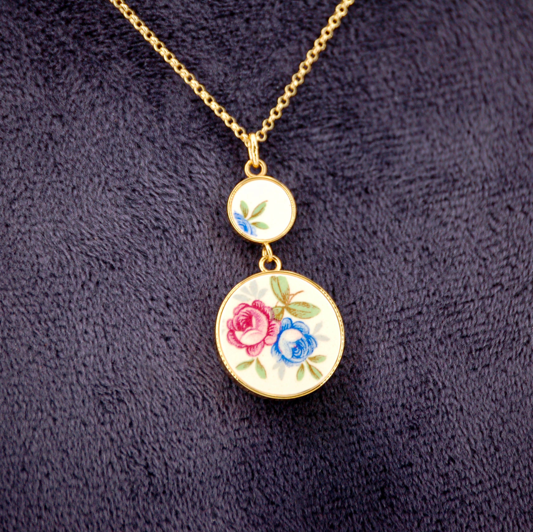 Pendentif "Bouquet de fleurs bleu et rose"