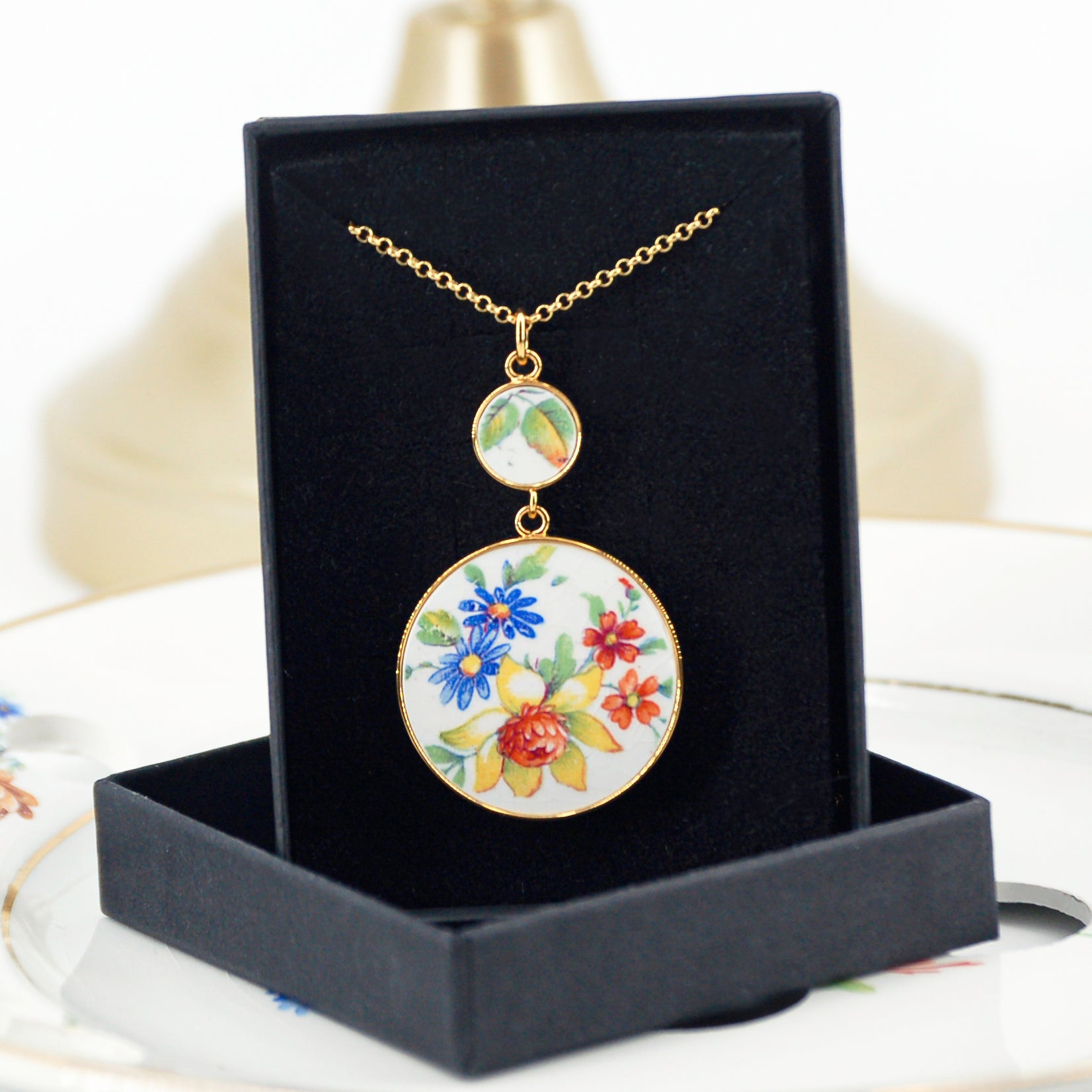 Pendentif "Charmant bouquet de fleurs"