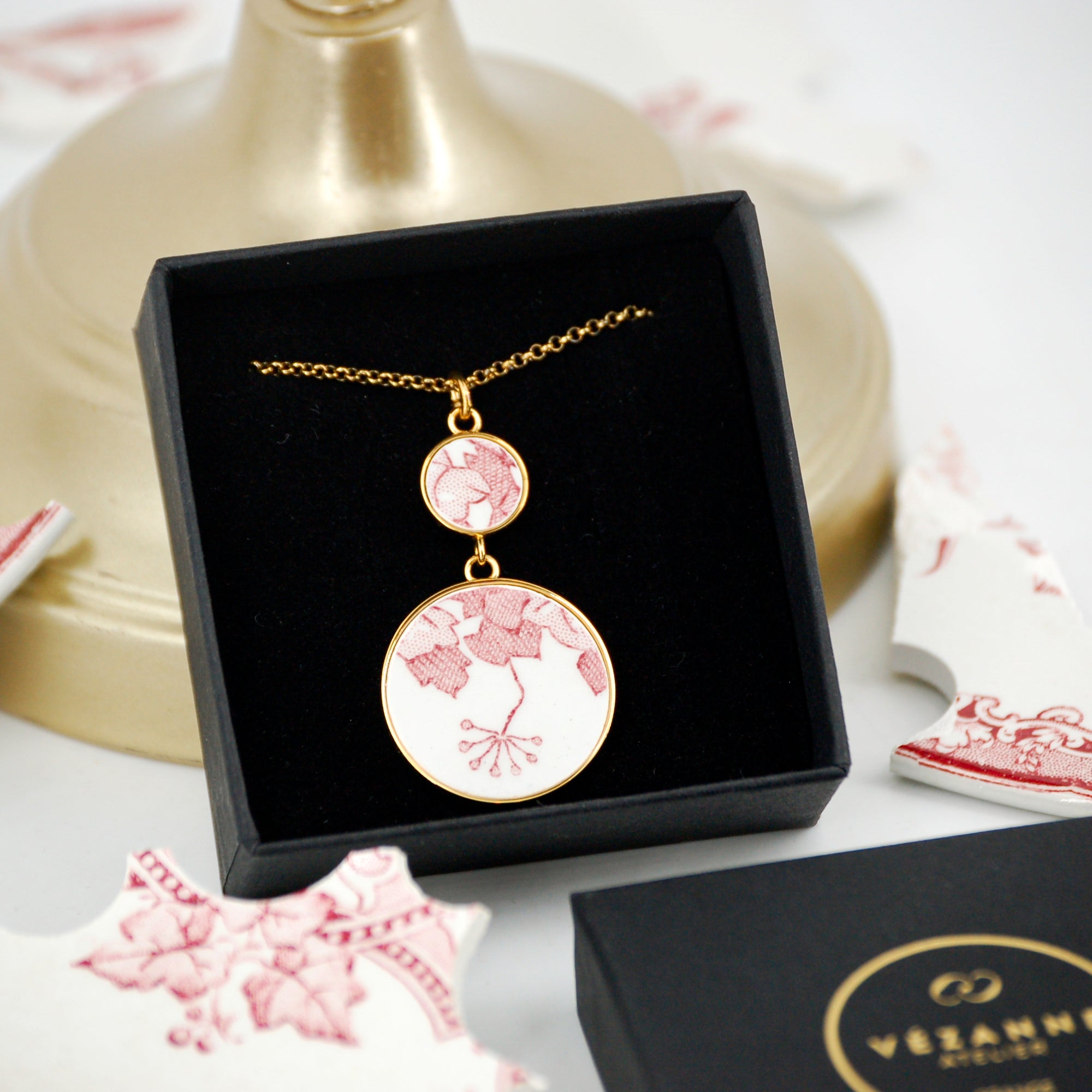 Pendentif "Fleur et feuillage rose", finition or