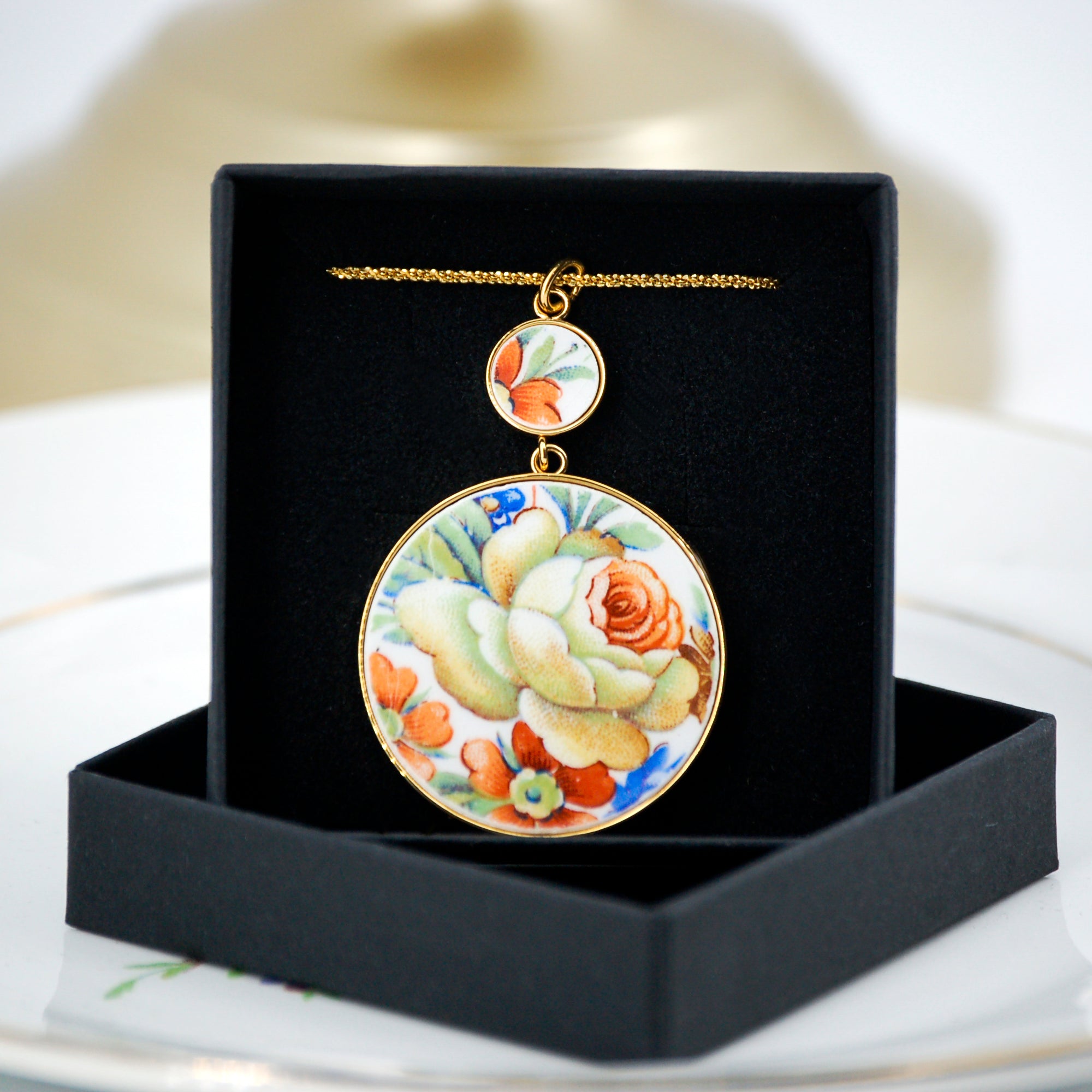 Pendentif "Bouquet de fleurs champêtres", finition or