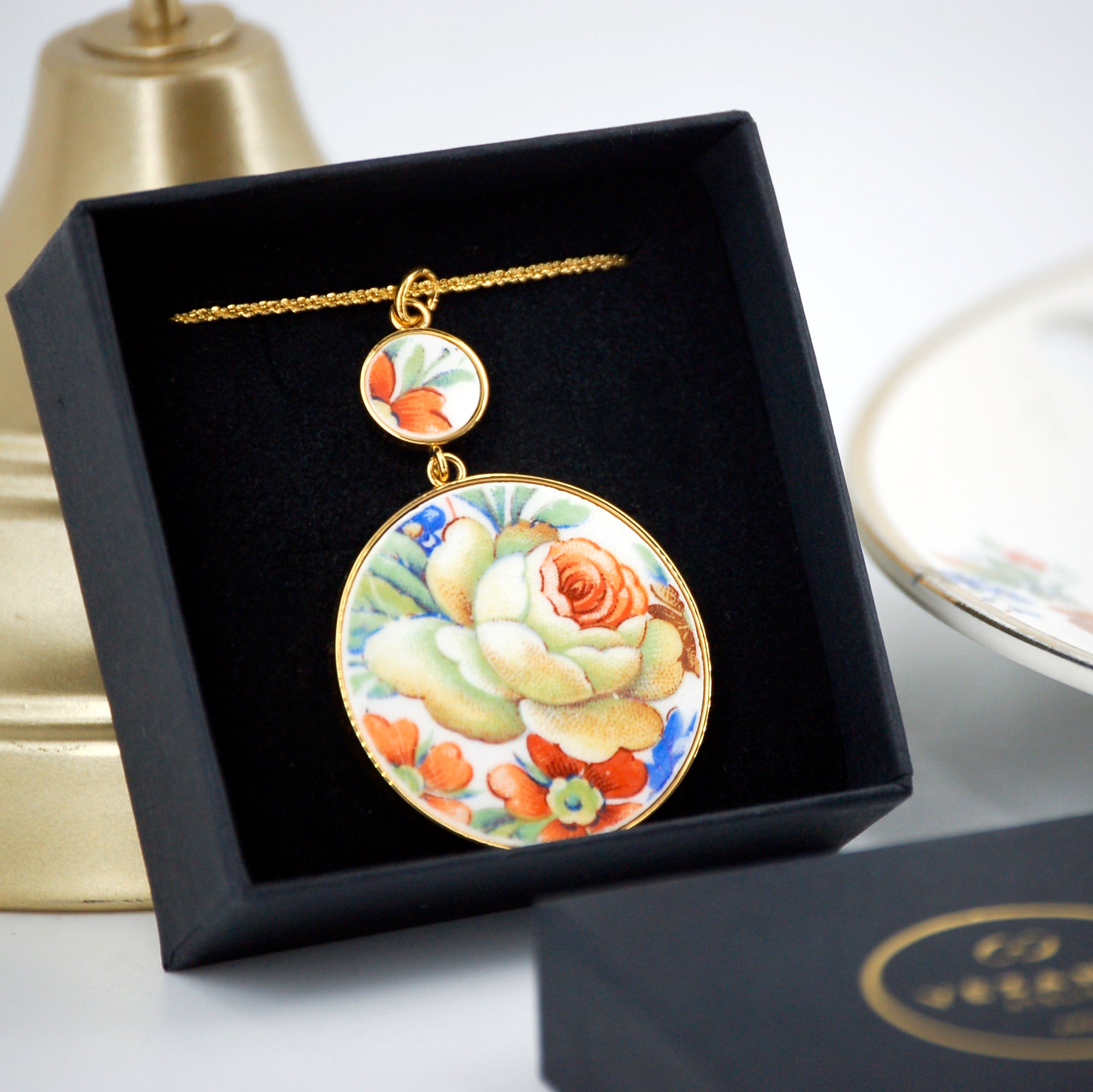 Pendentif "Bouquet de fleurs champêtres", finition or