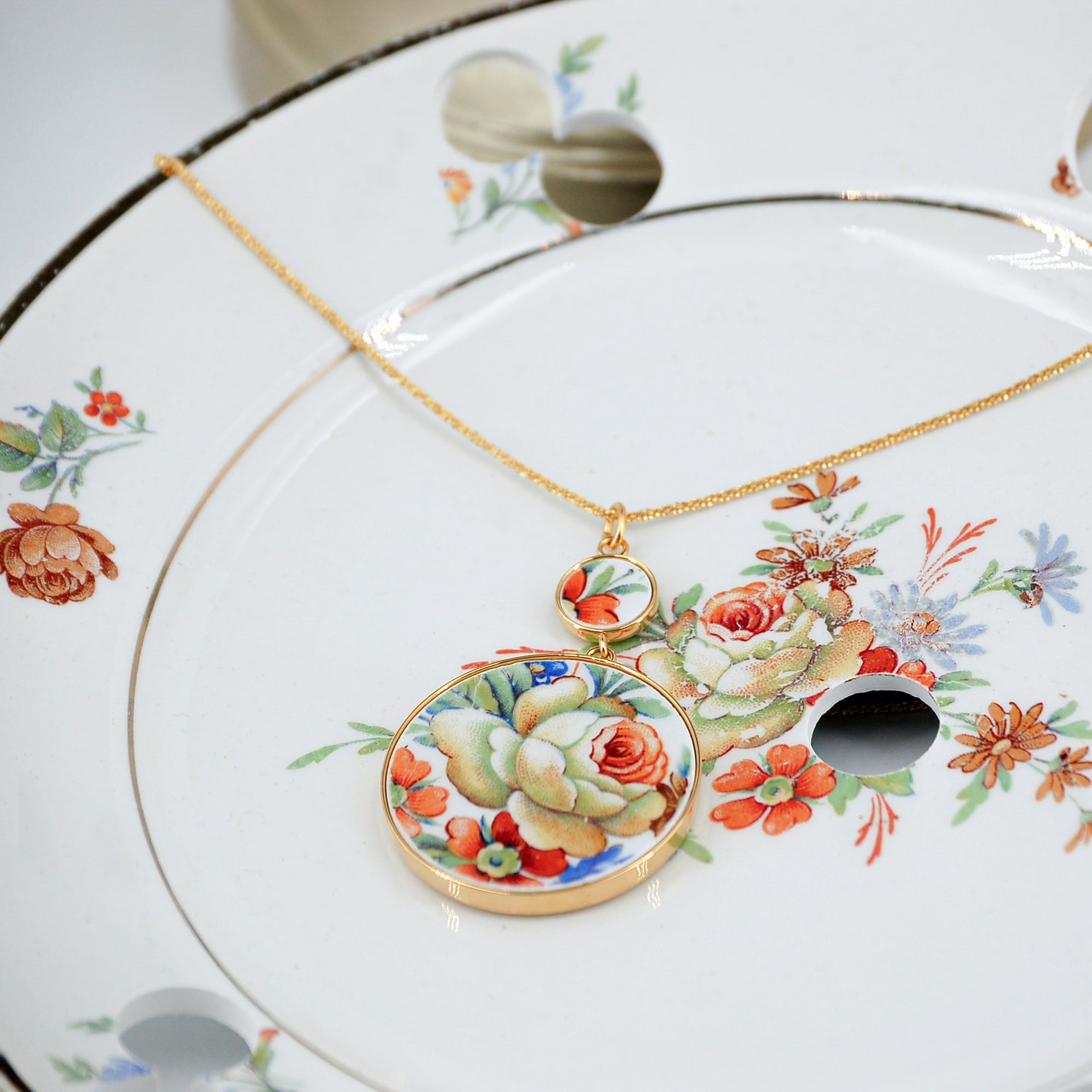 Pendentif "Bouquet de fleurs champêtres", finition or