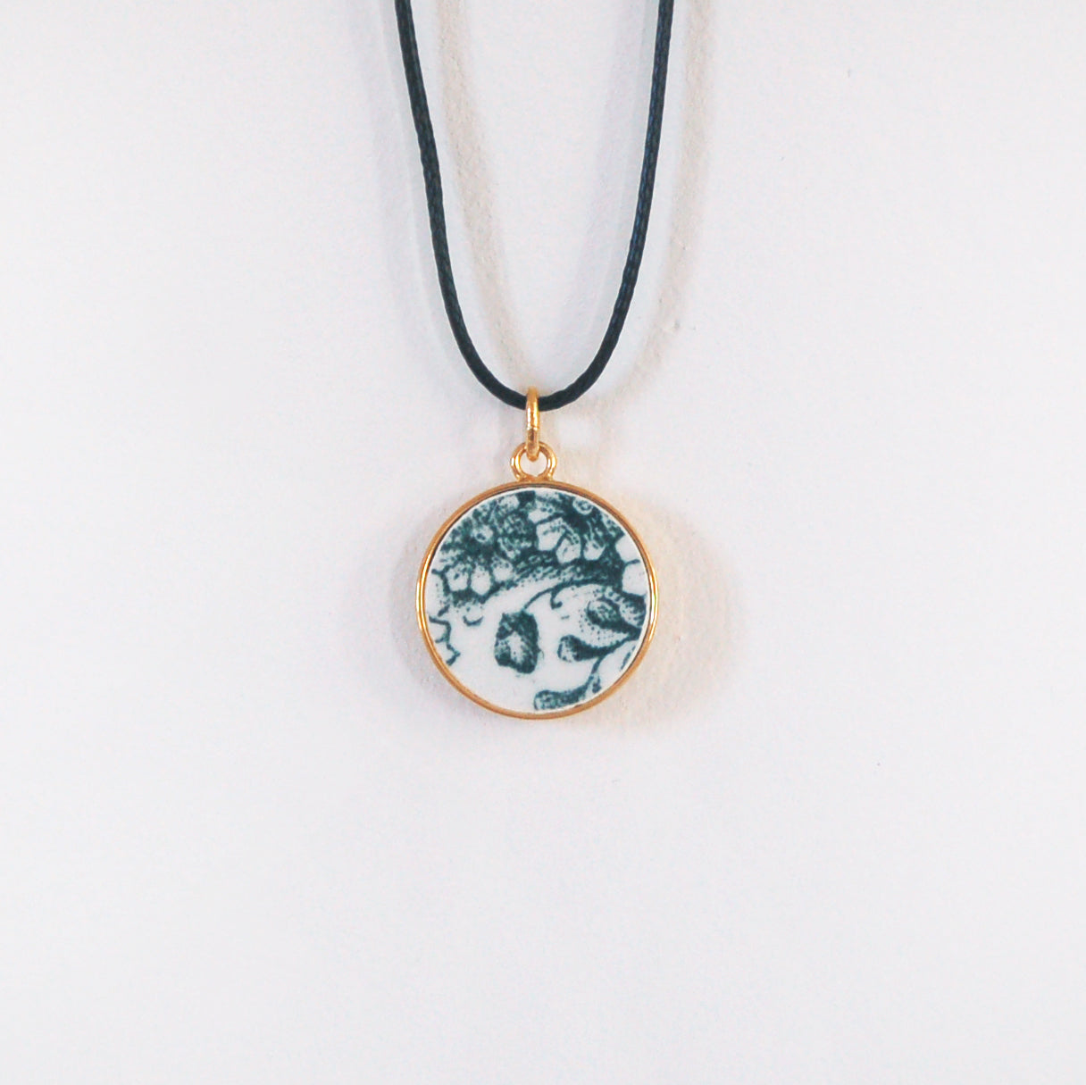 Pendentif "Composition florale", finition or
