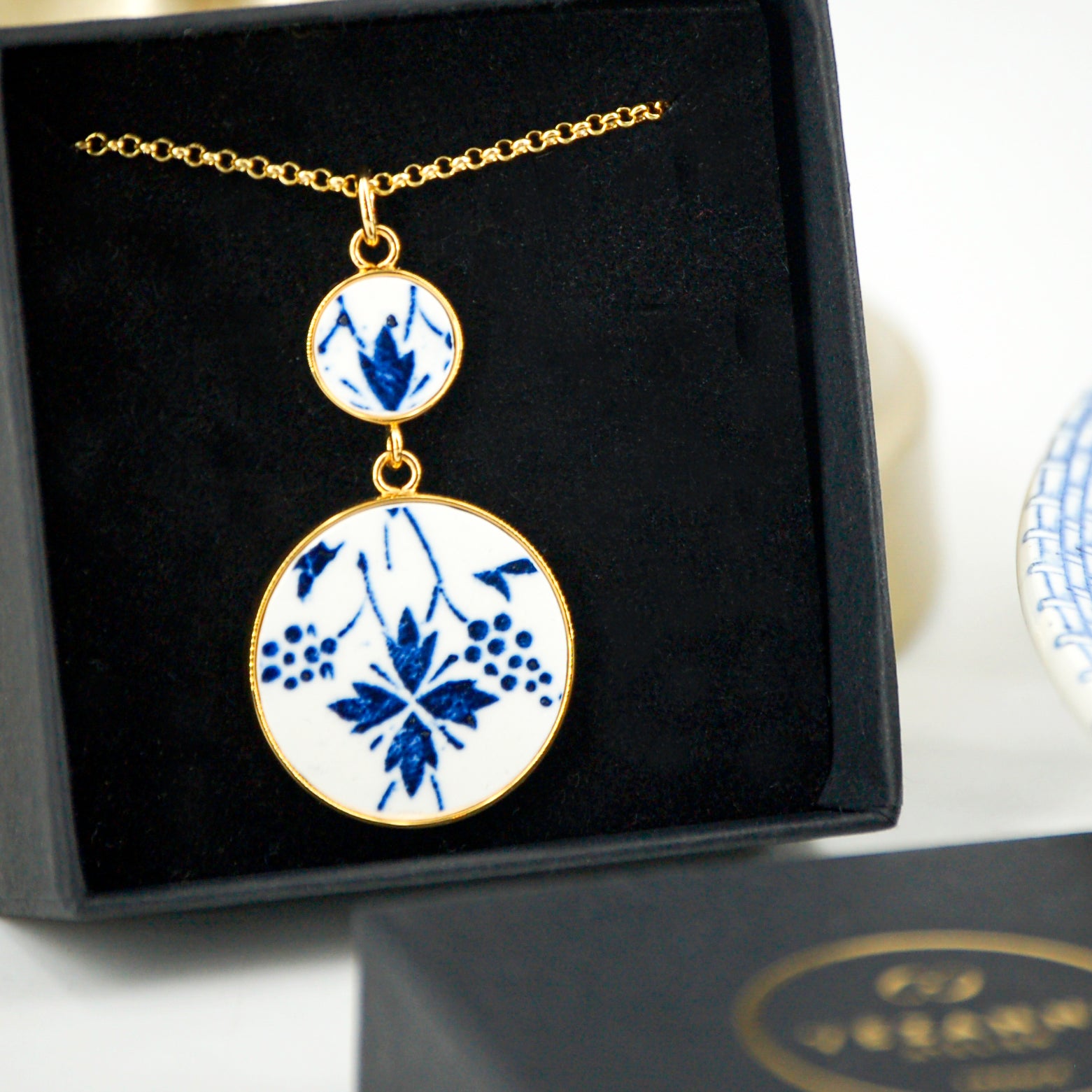 Pendentif "Les fleurs de Bleuet", finition or