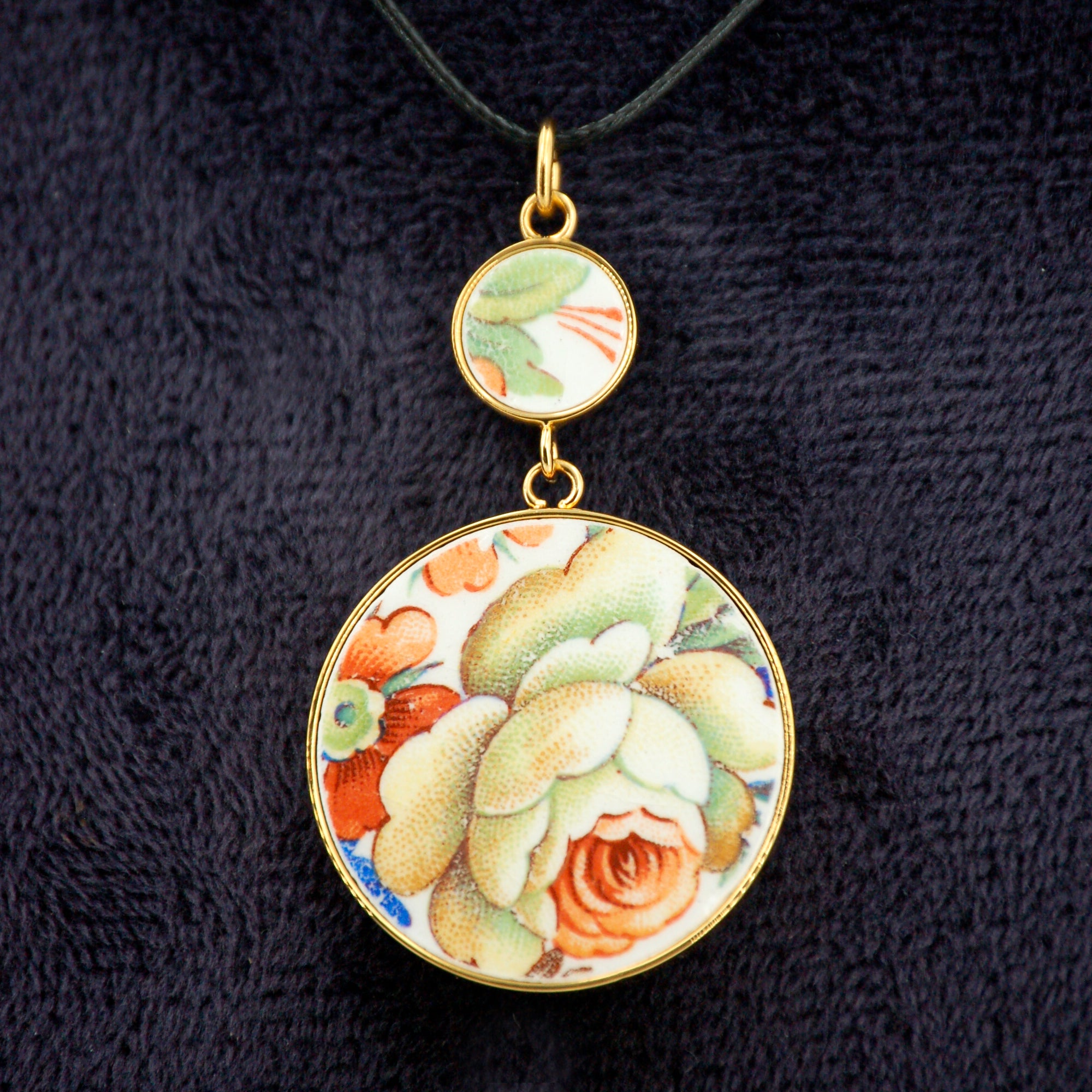 Pendentif "Charmante rose", finition or