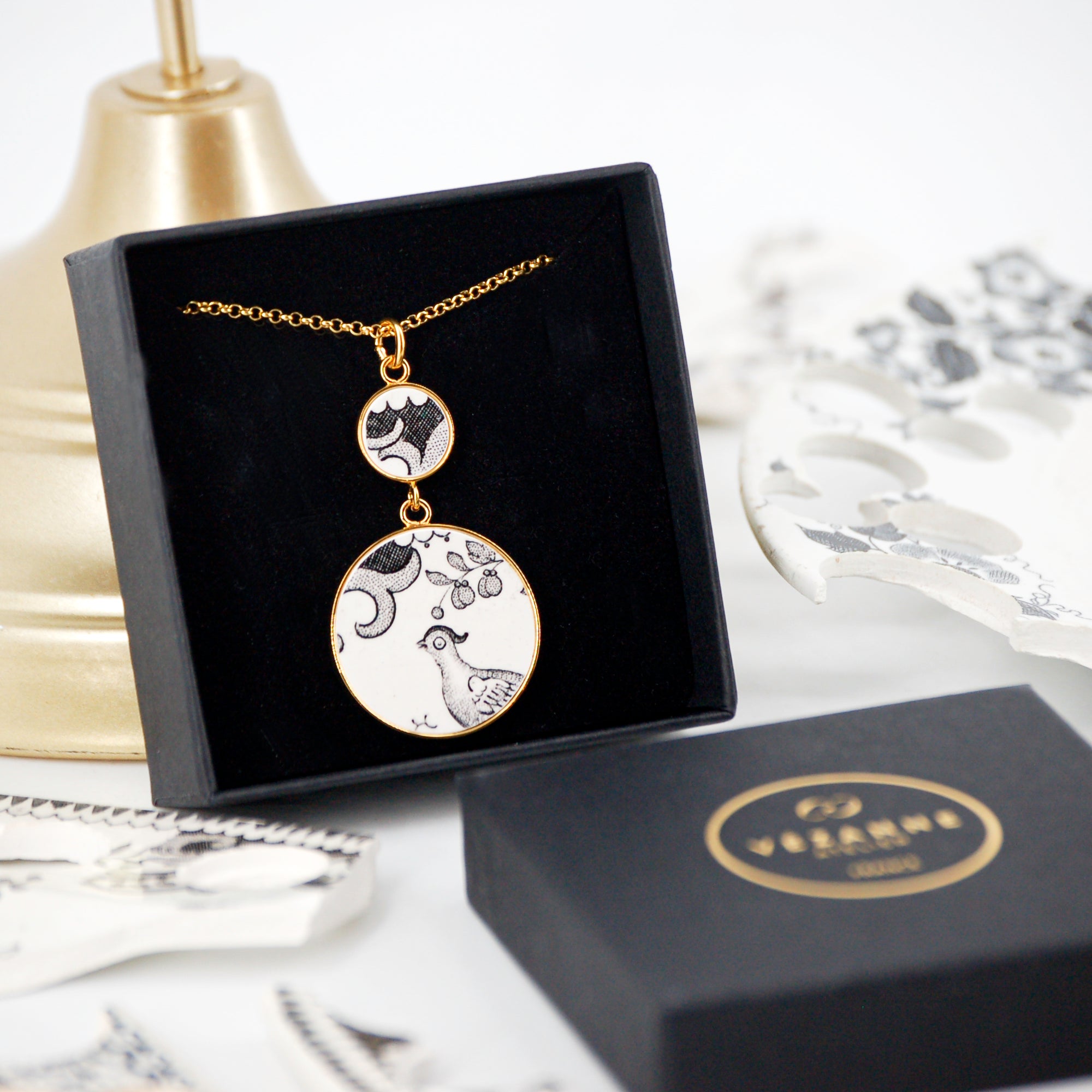 Pendentif "Petite poule d'eau", finition or