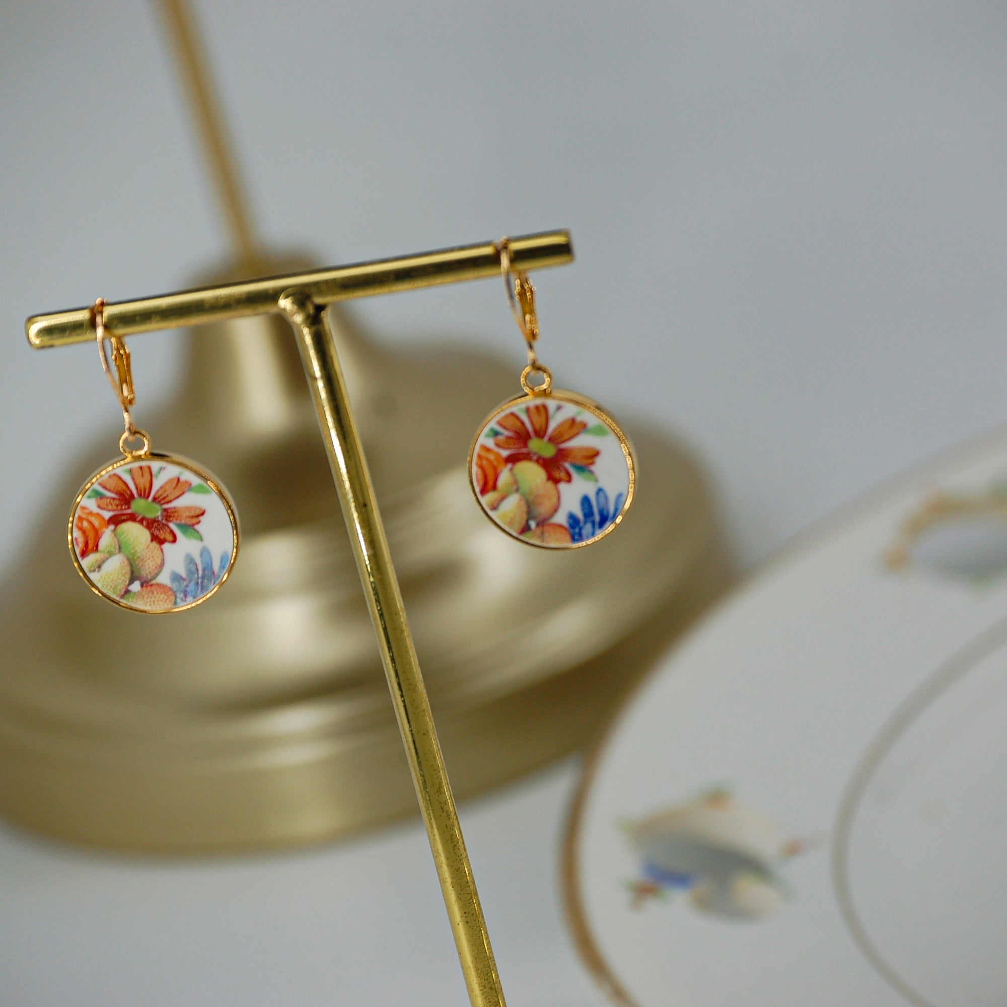 Boucles d'oreilles "Bouquet de fleurs polychrome", finition or
