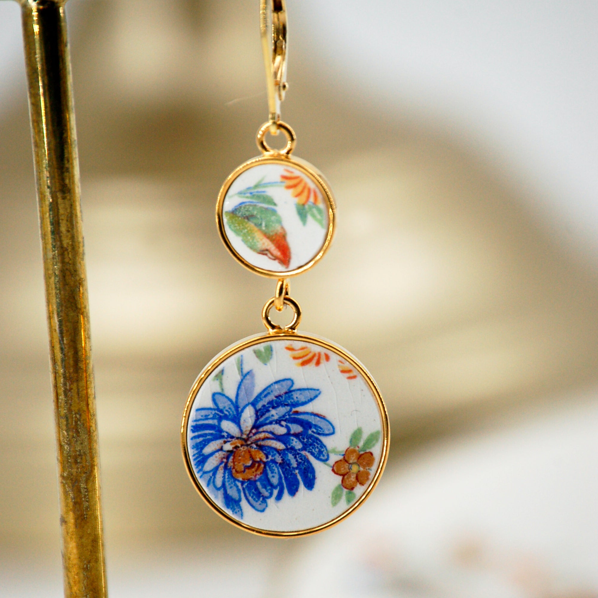 Boucles d'oreilles "Aster et ses fleurs printanières", finition or