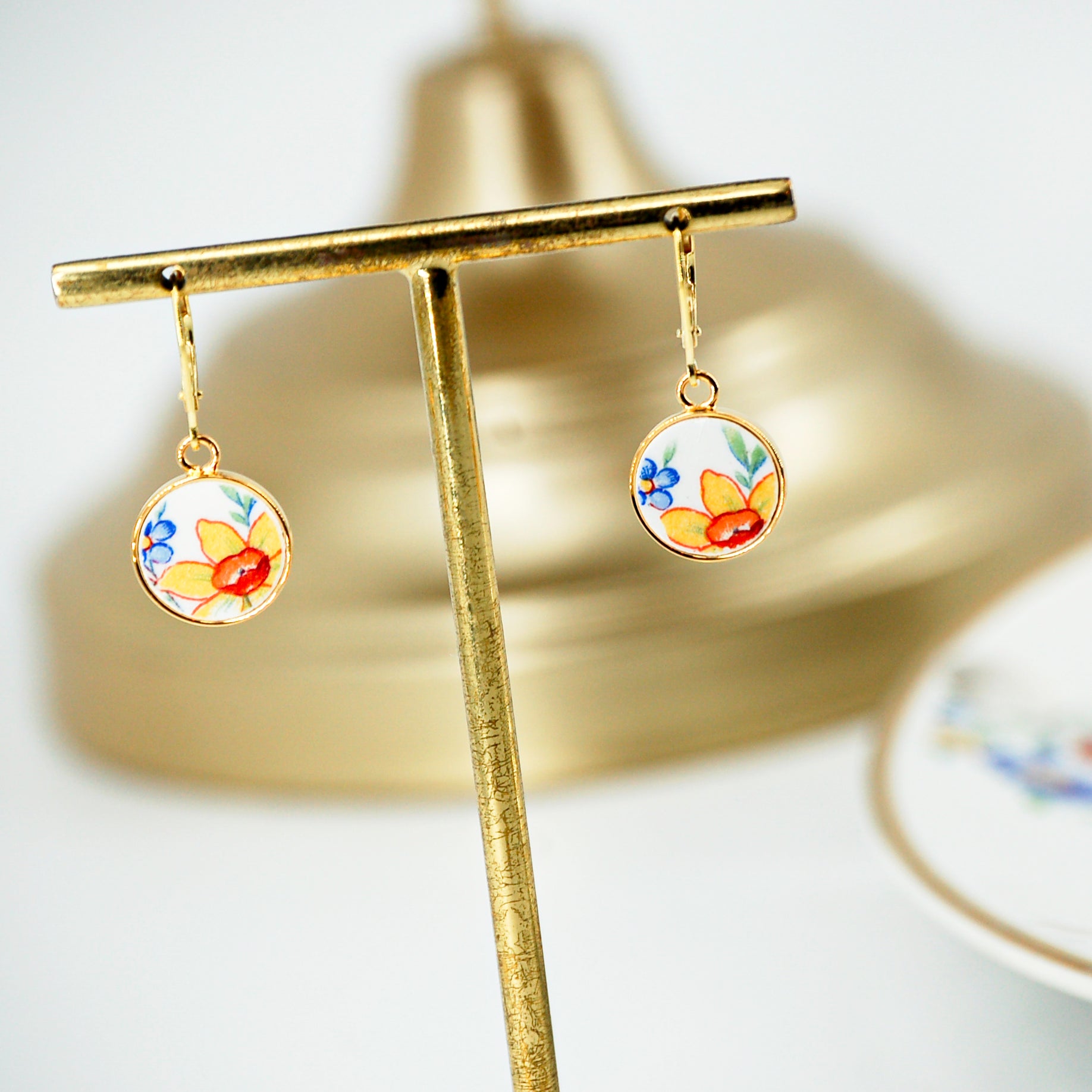 Boucles d'oreilles "Belle jonquille", finition or