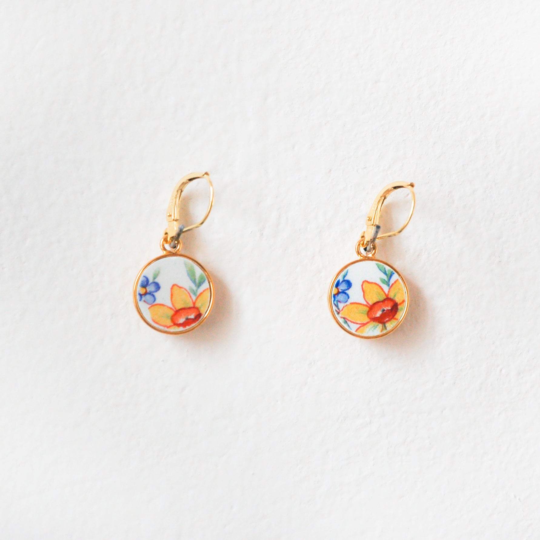 Boucles d'oreilles "Belle jonquille", finition or