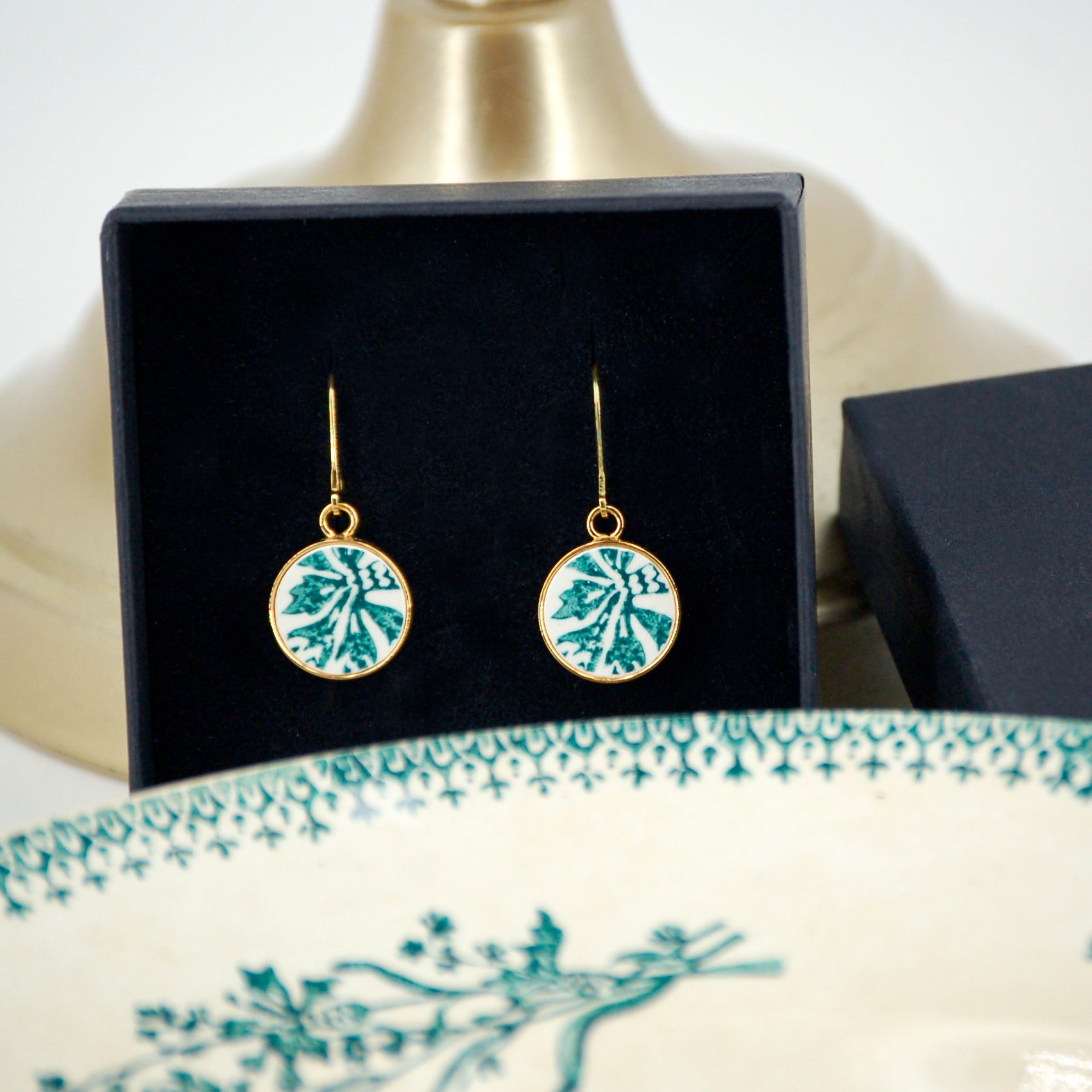 Boucles d'oreilles "Fleurs délicates", finition or